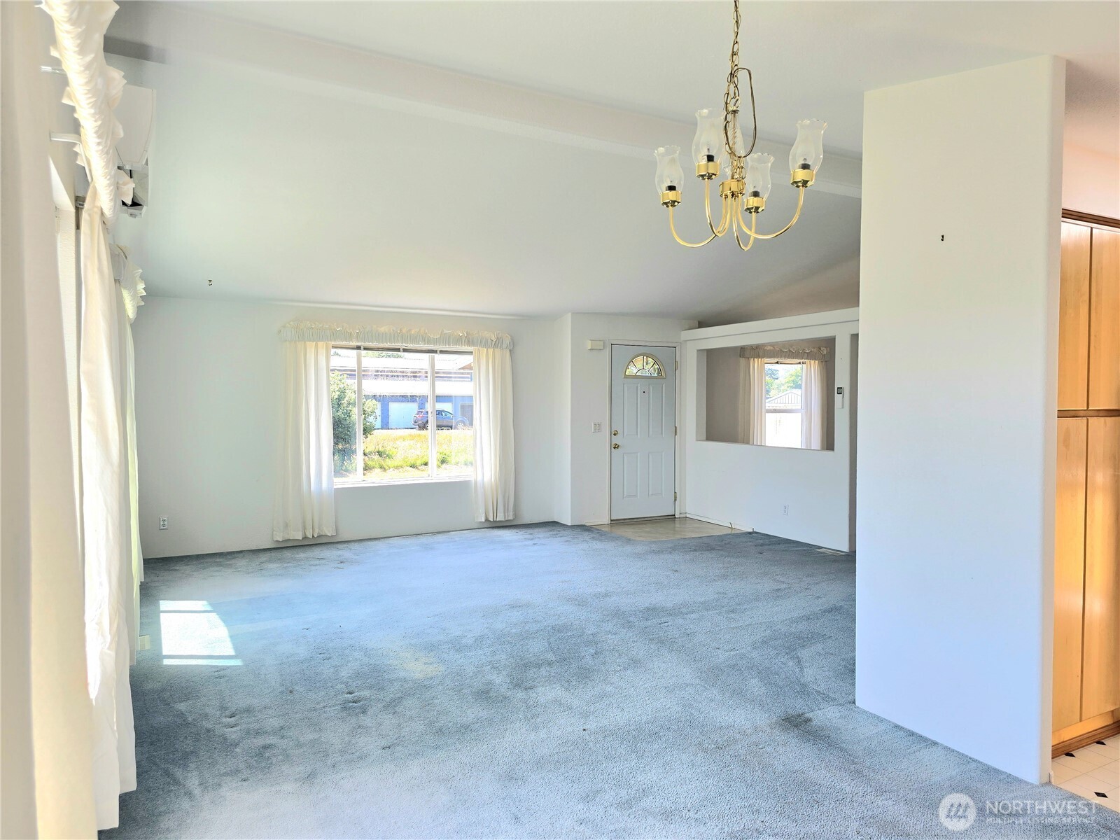 509 E Pacific Avenue Property Photo 15
