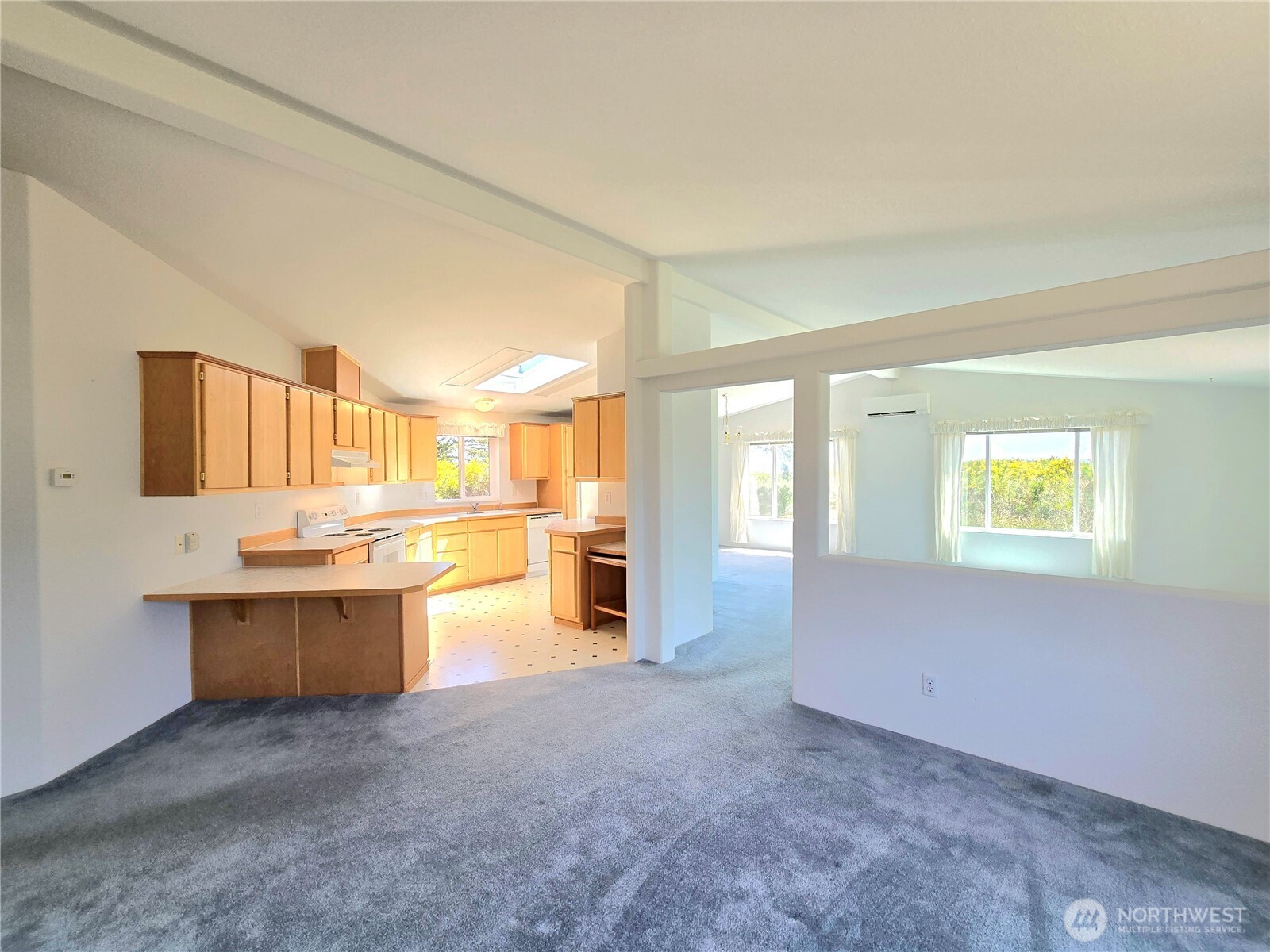 509 E Pacific Avenue Property Photo 25