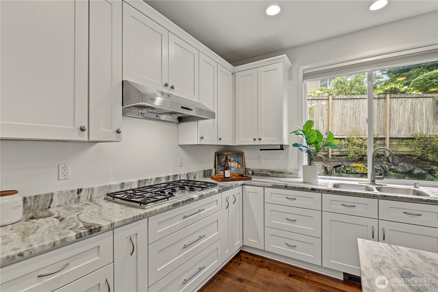 813 275th Place Property Photo 13
