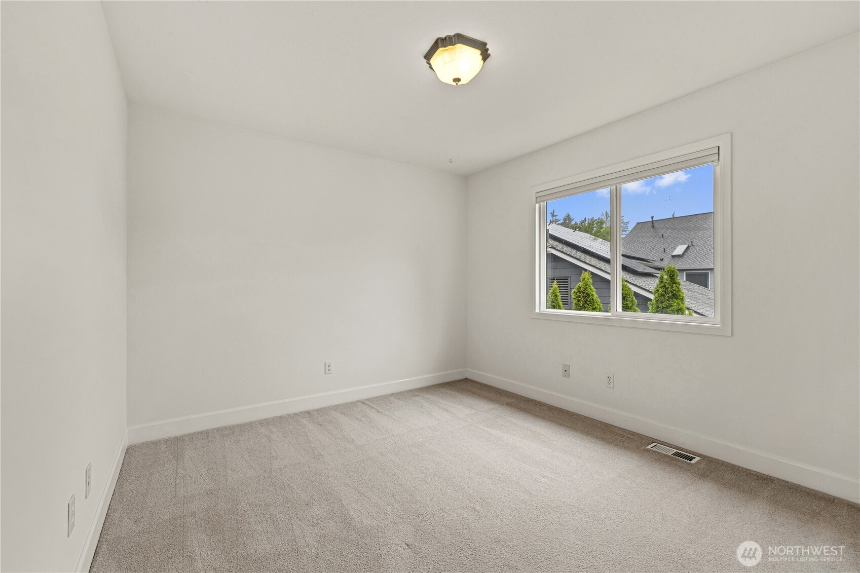 813 275th Place Property Photo 31