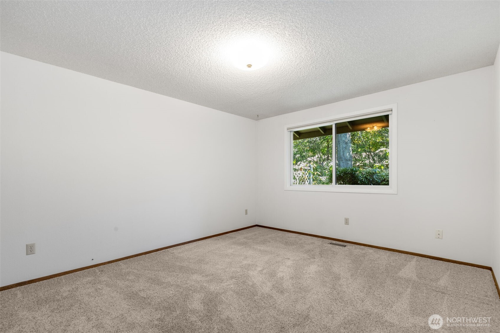 24832 12th Avenue Property Photo 18