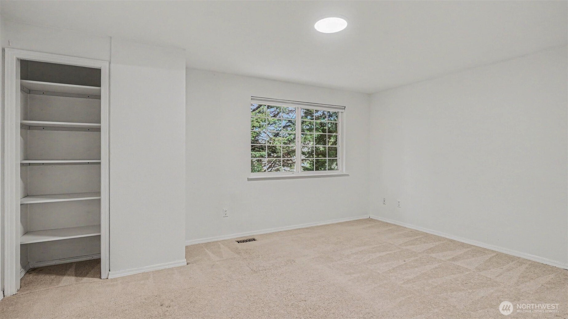 9605 132nd Street Property Photo 9
