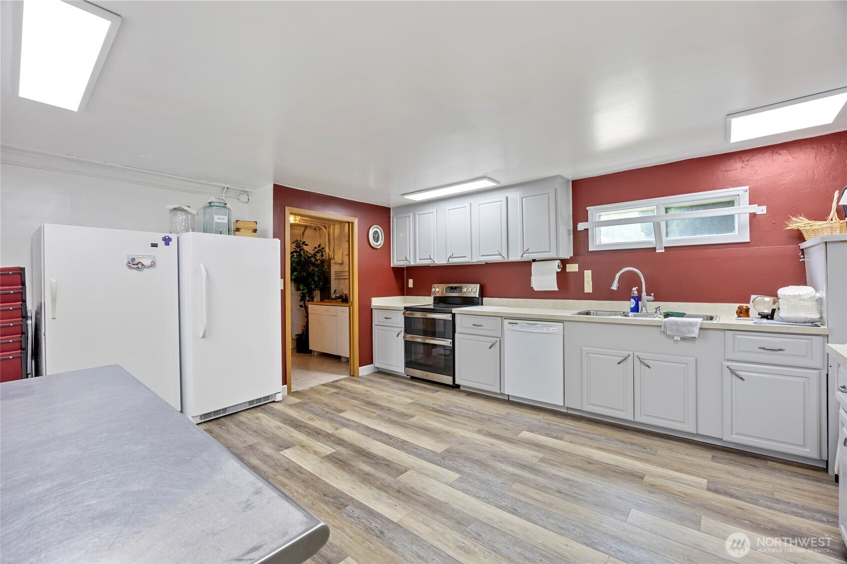228 Se F Street Property Photo 13