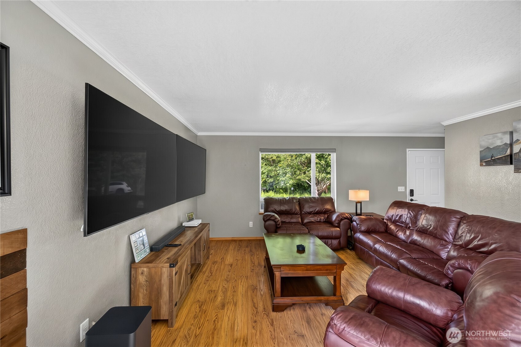 1219 Leahy Drive Property Photo 4