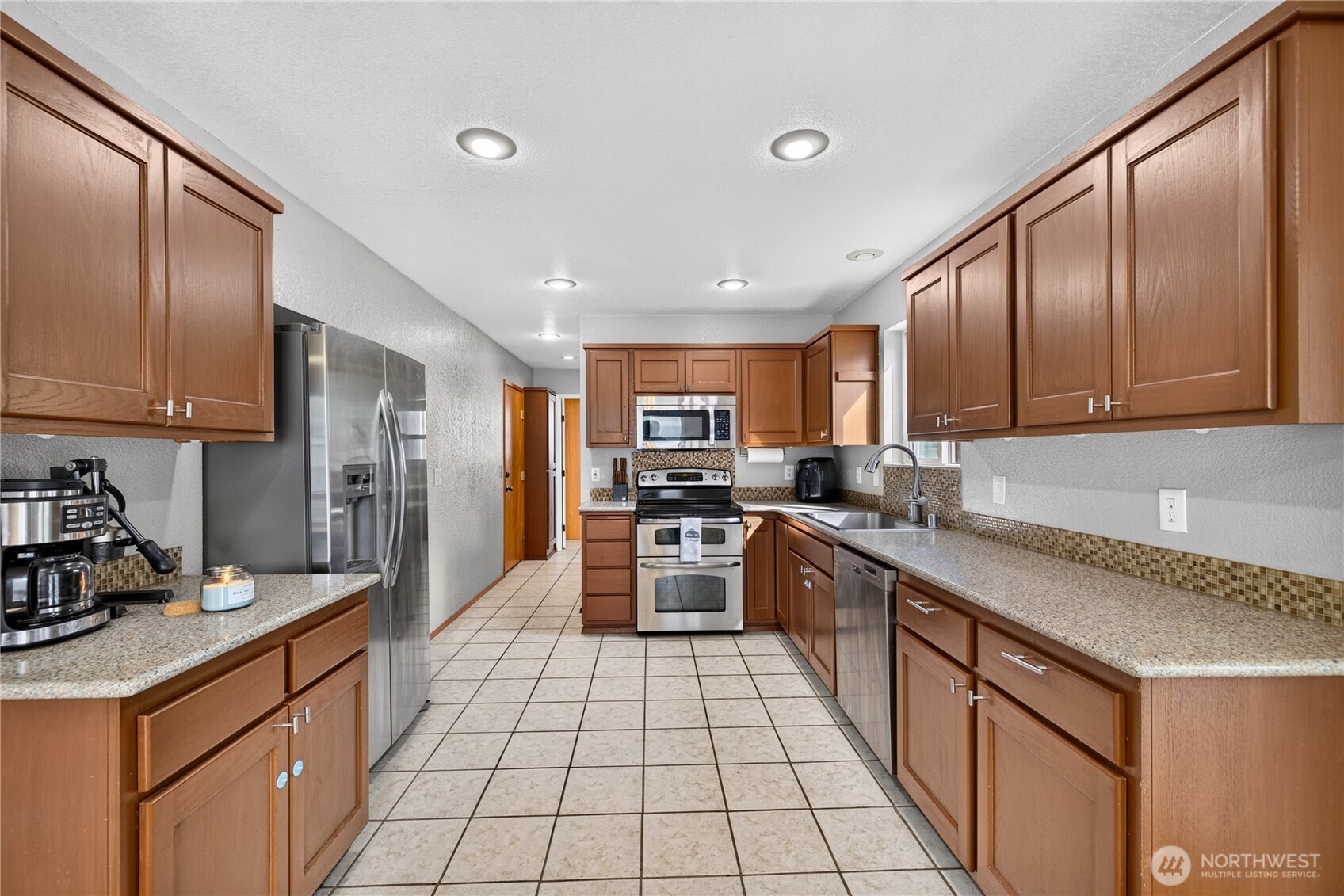1219 Leahy Drive Property Photo 9