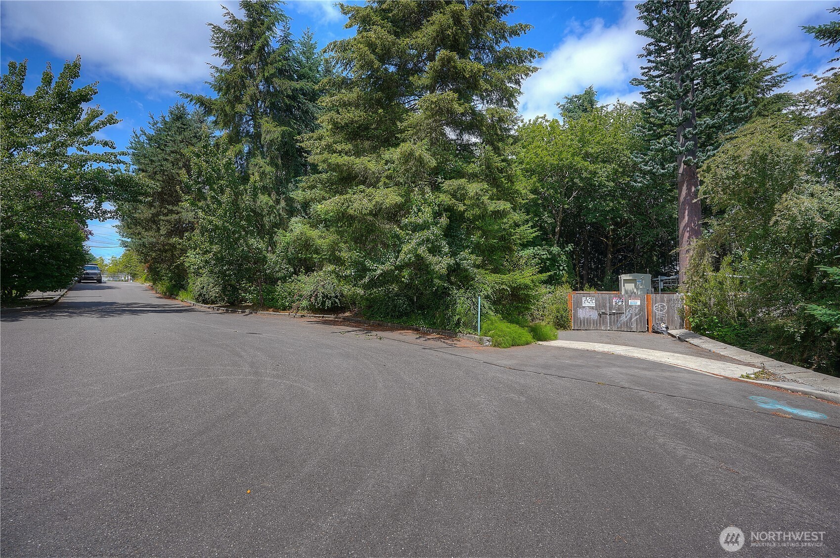 710 11th Avenue Property Photo 2