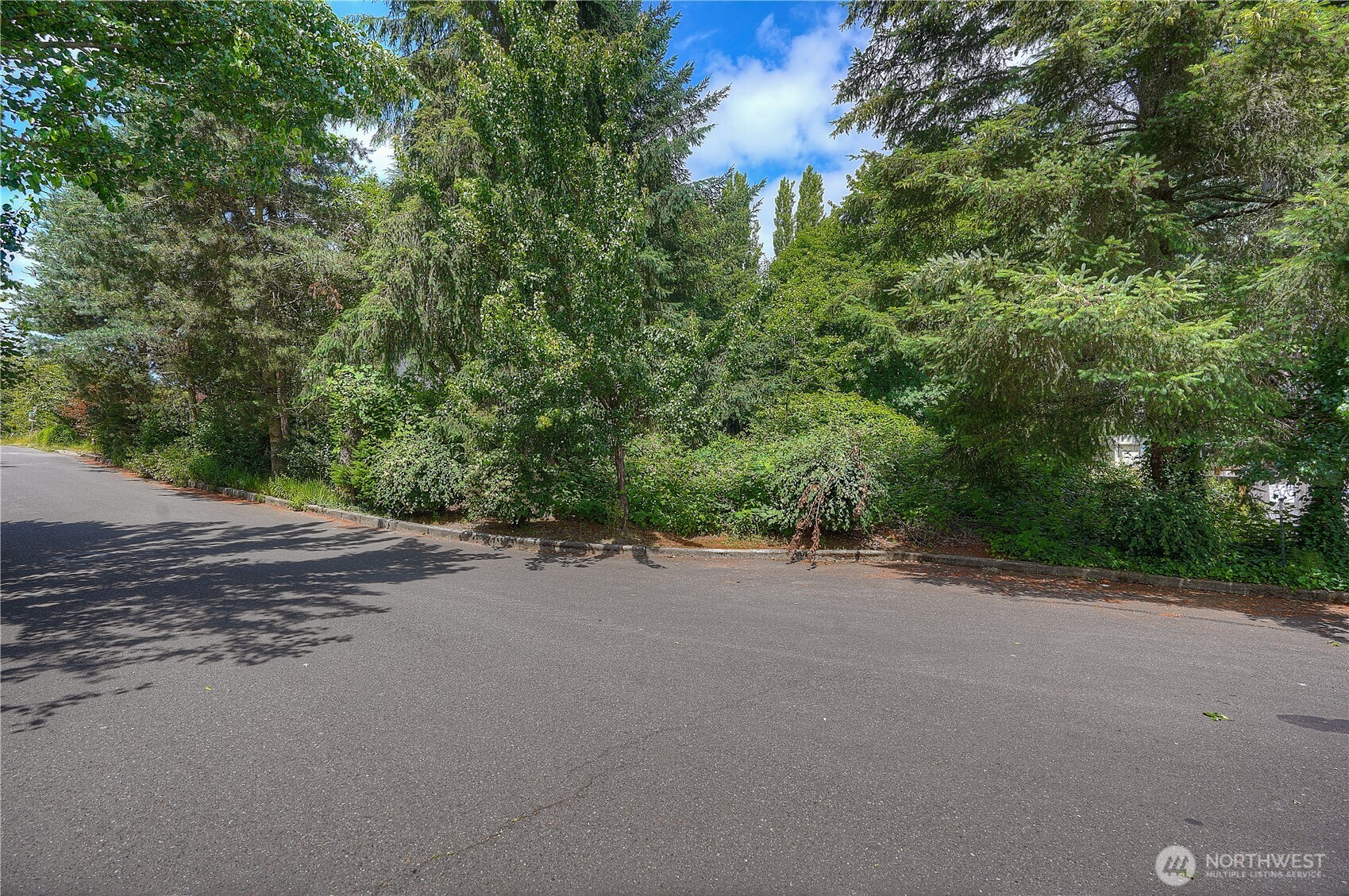 710 11th Avenue Property Photo 30