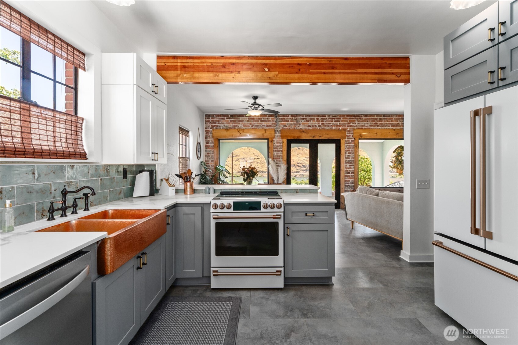 446 5th Street Property Photo 13
