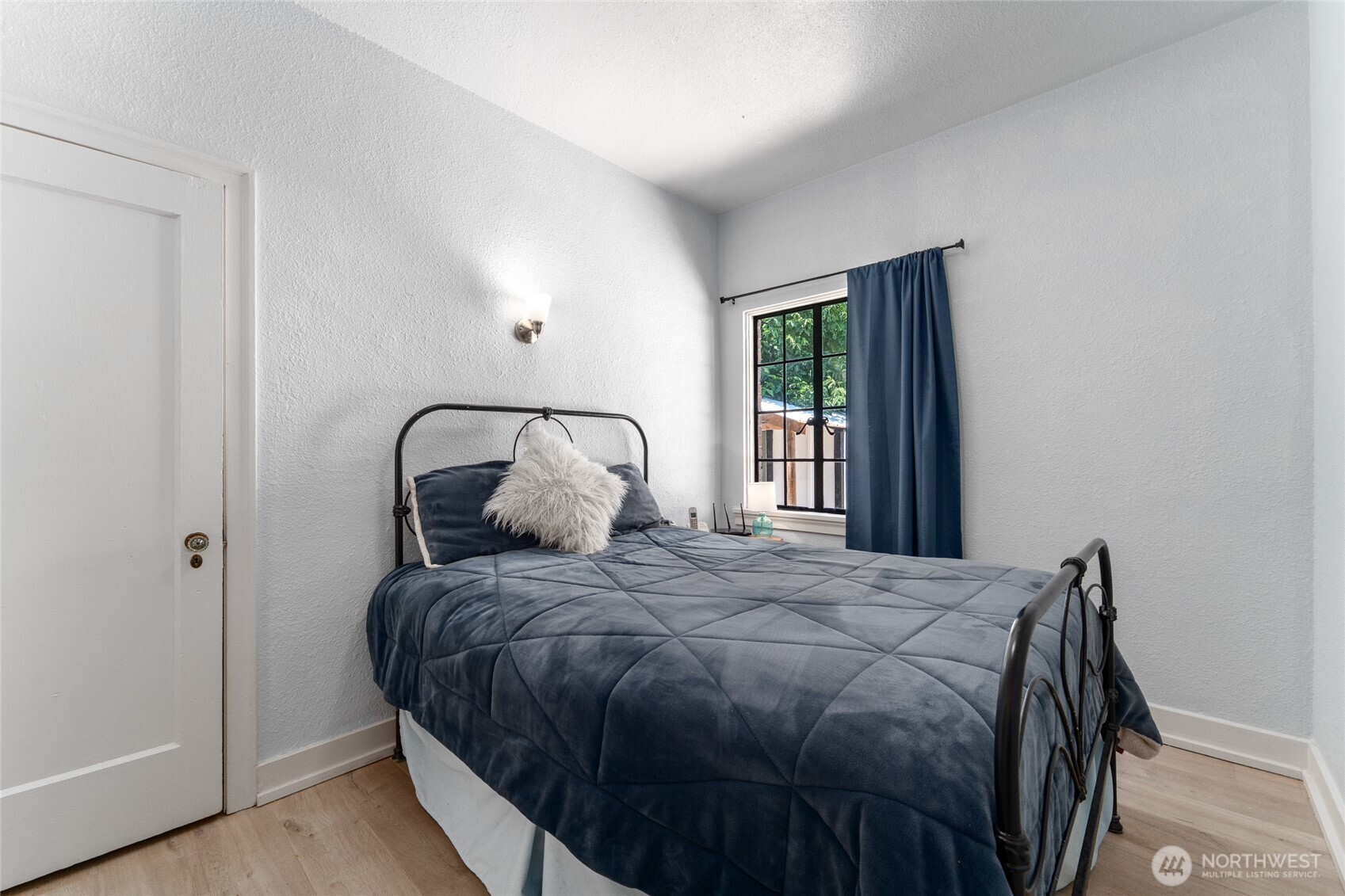 446 5th Street Property Photo 19