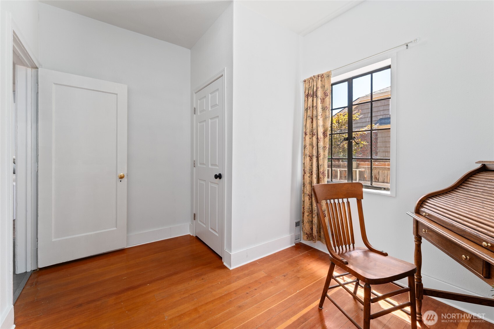 446 5th Street Property Photo 21