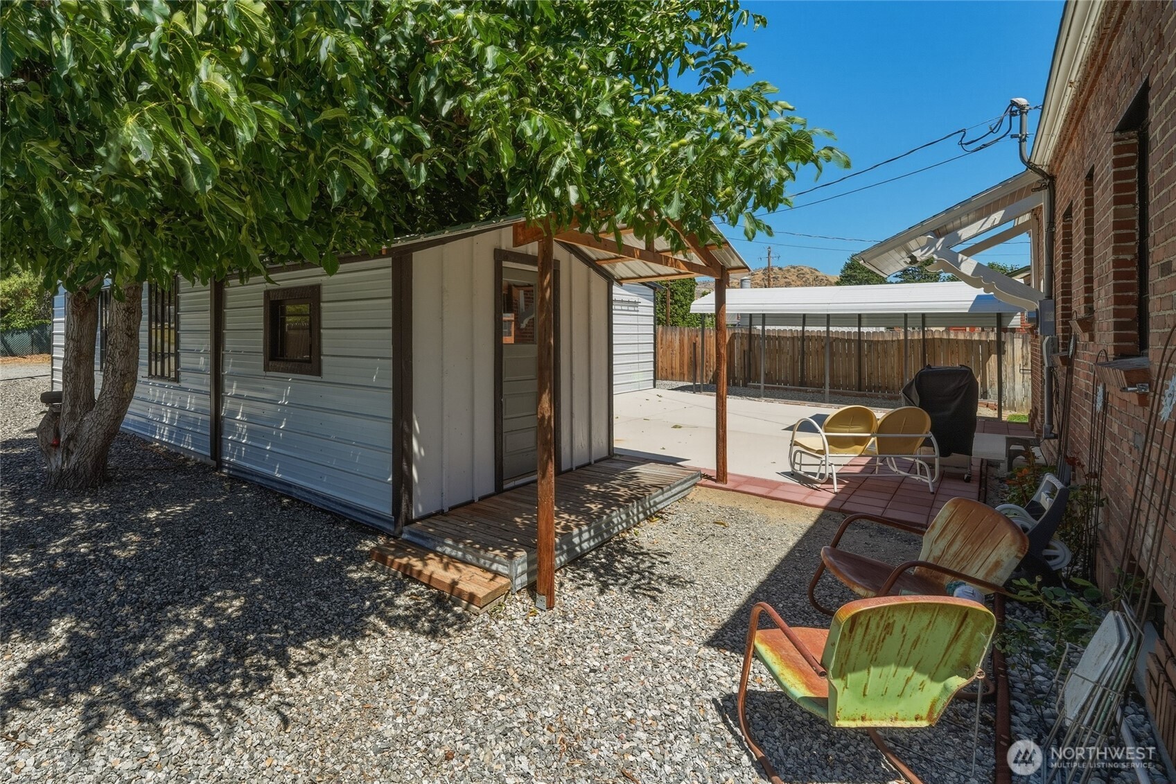446 5th Street Property Photo 32