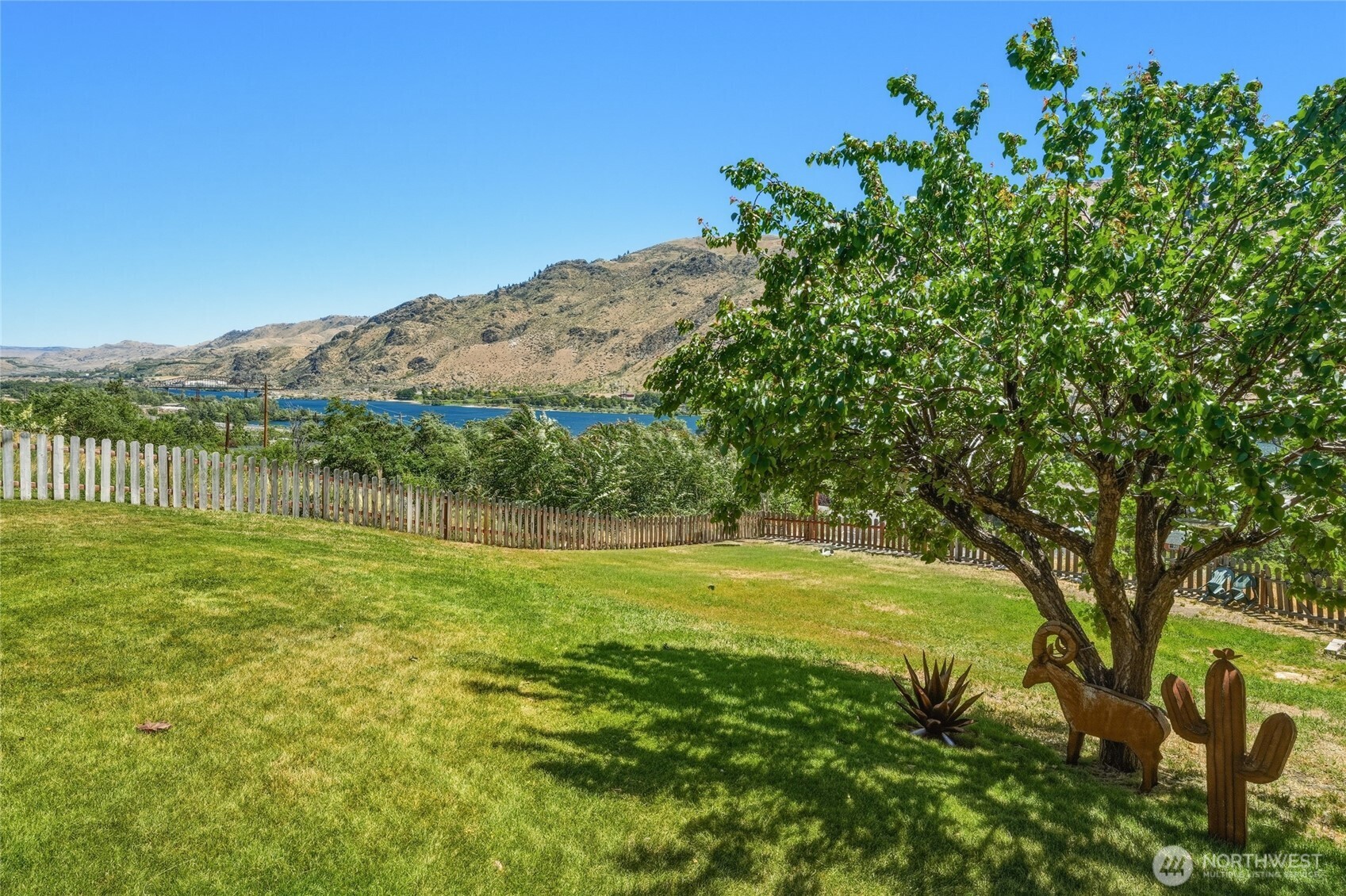 446 5th Street Property Photo 35