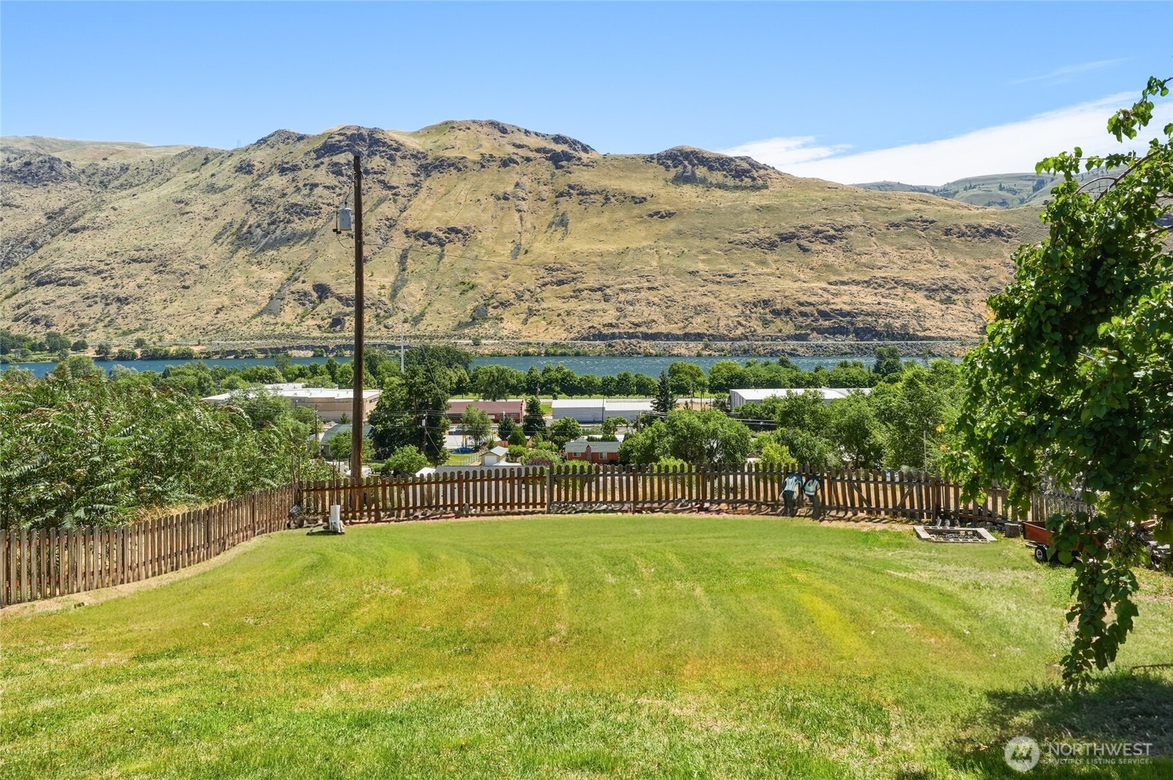 446 5th Street Property Photo 36