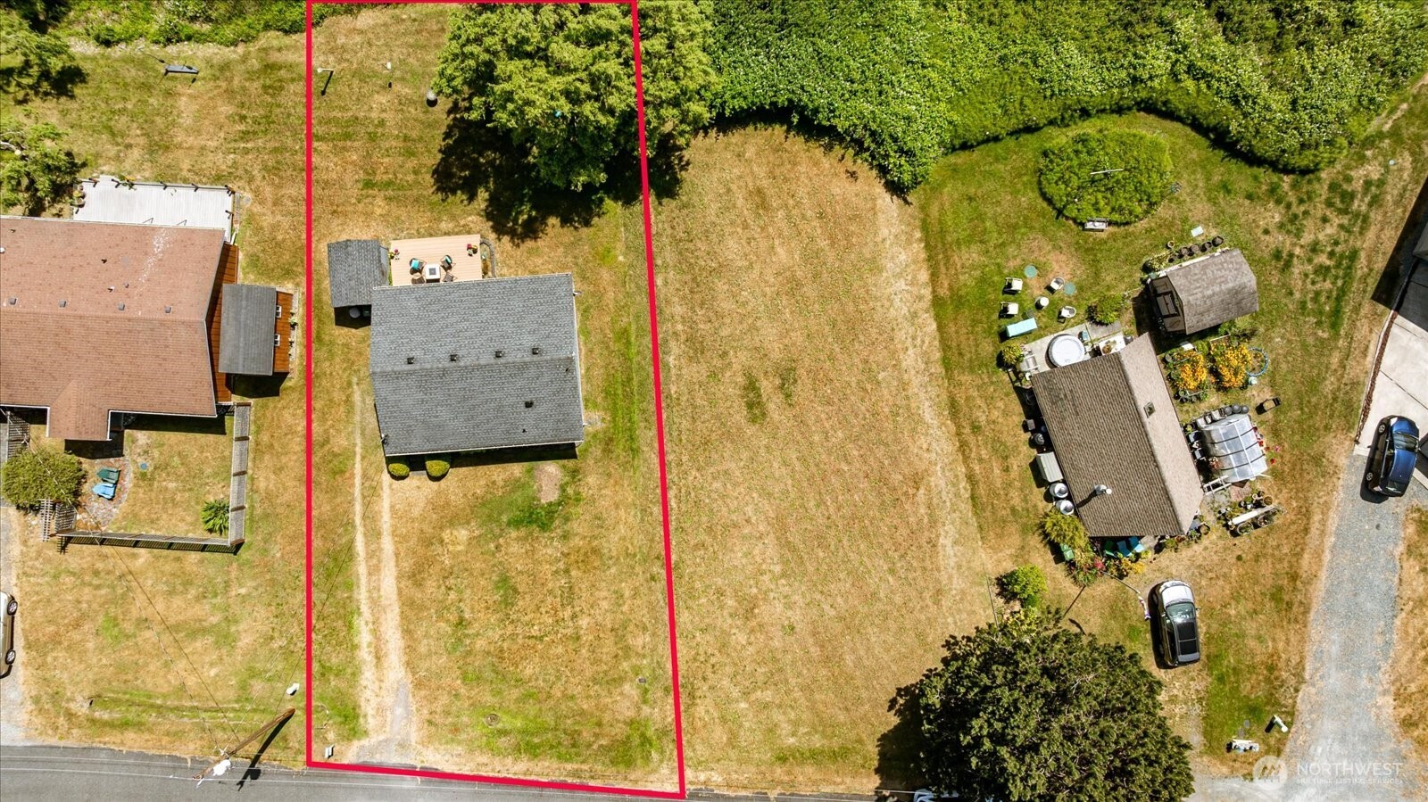 214 Lighthouse Way Property Photo 3