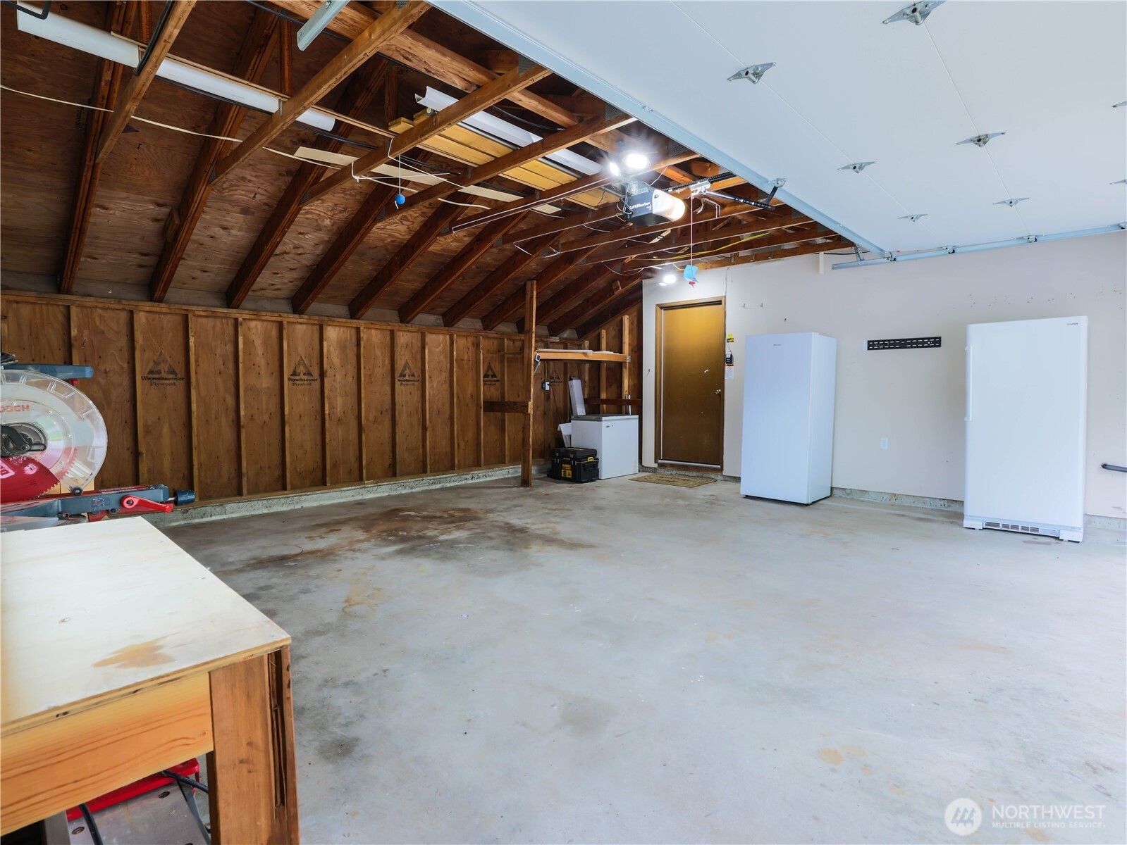 20925 Frank Waters Road Property Photo 3