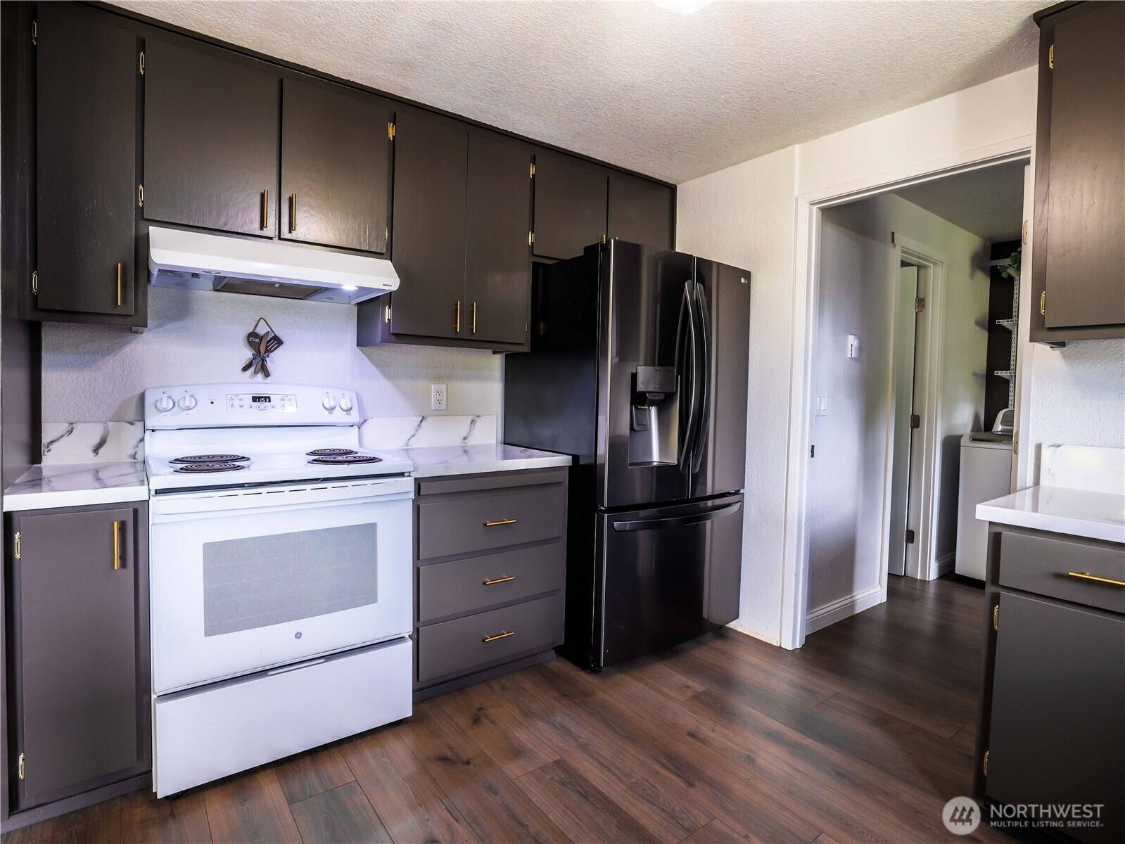 20925 Frank Waters Road Property Photo 10