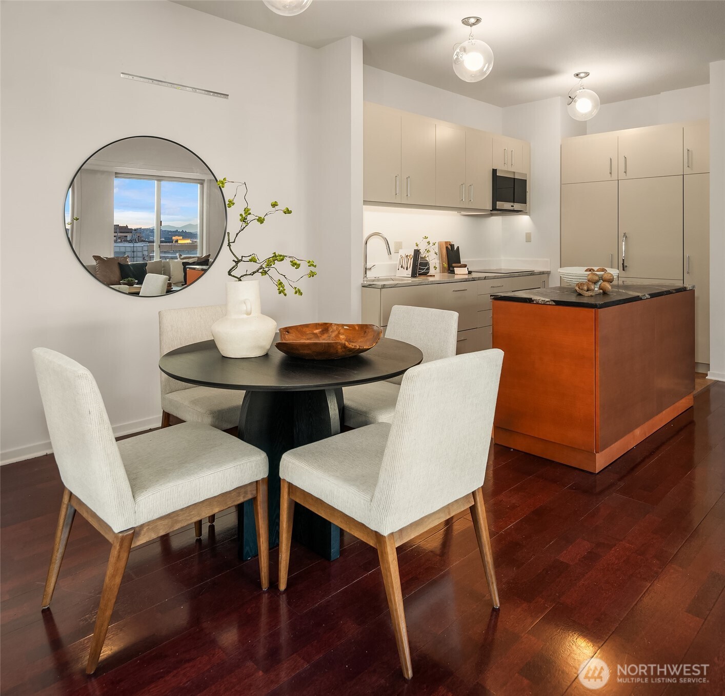 98 Union Street 810 Property Photo 11