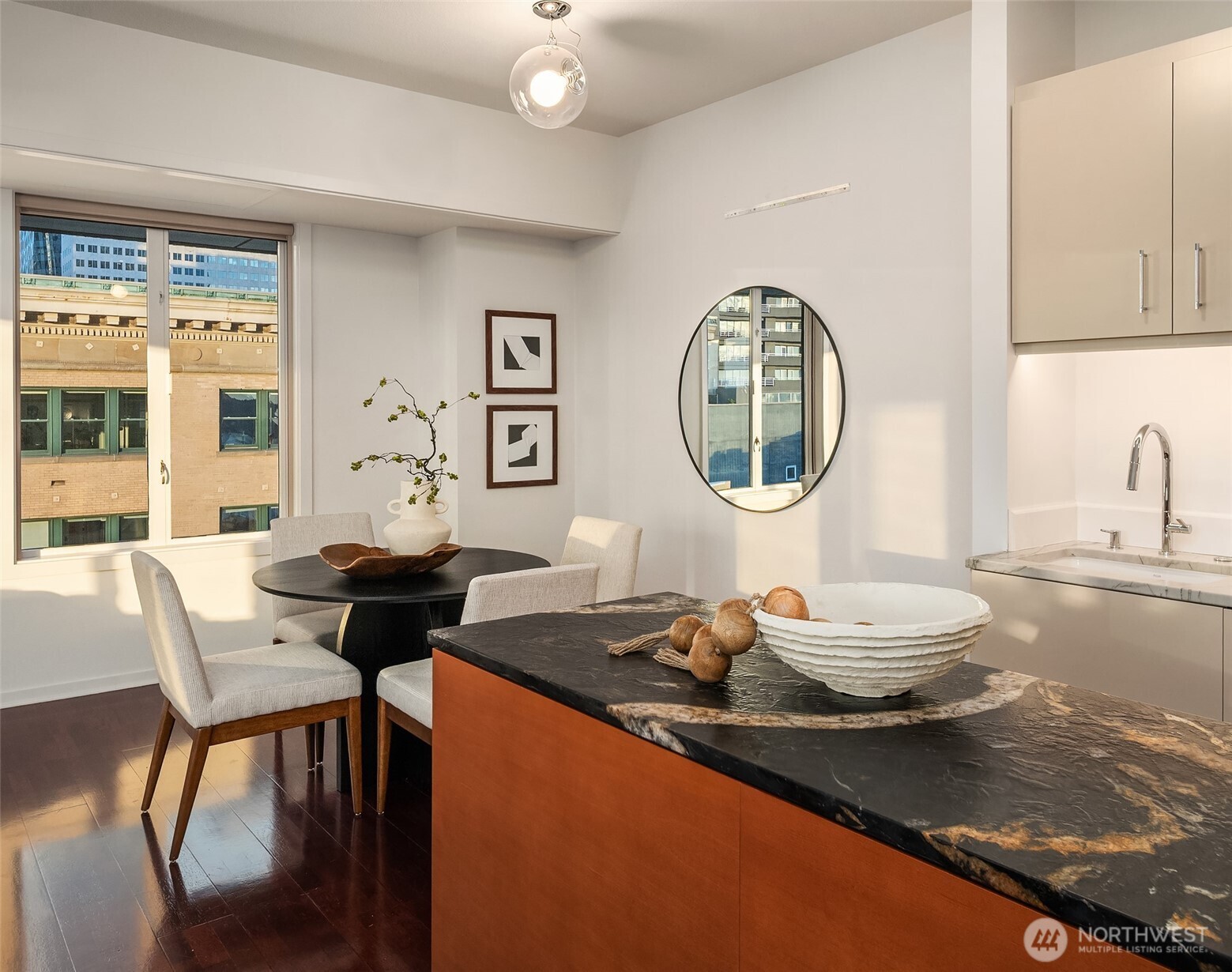 98 Union Street 810 Property Photo 16