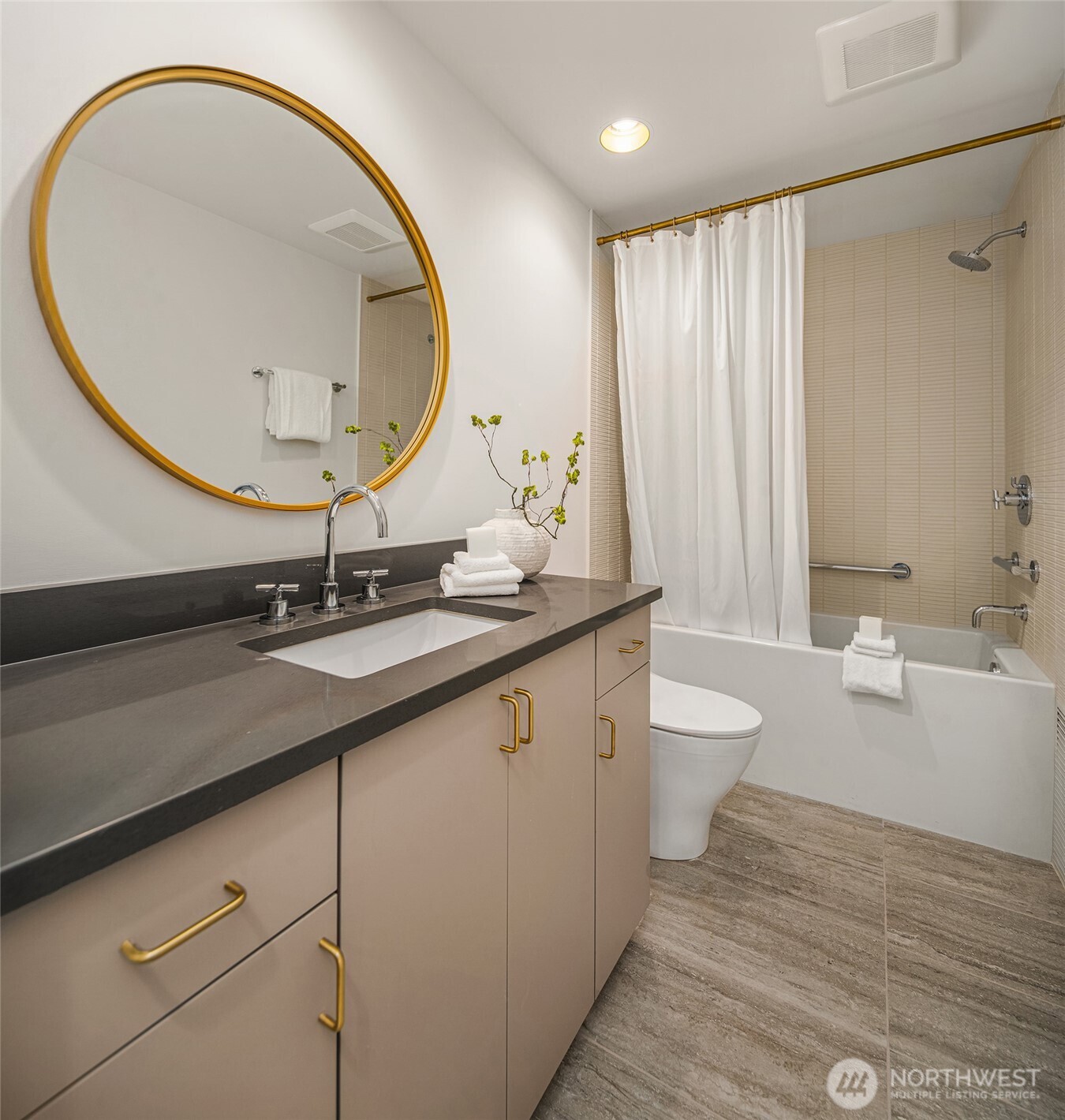 98 Union Street 810 Property Photo 22