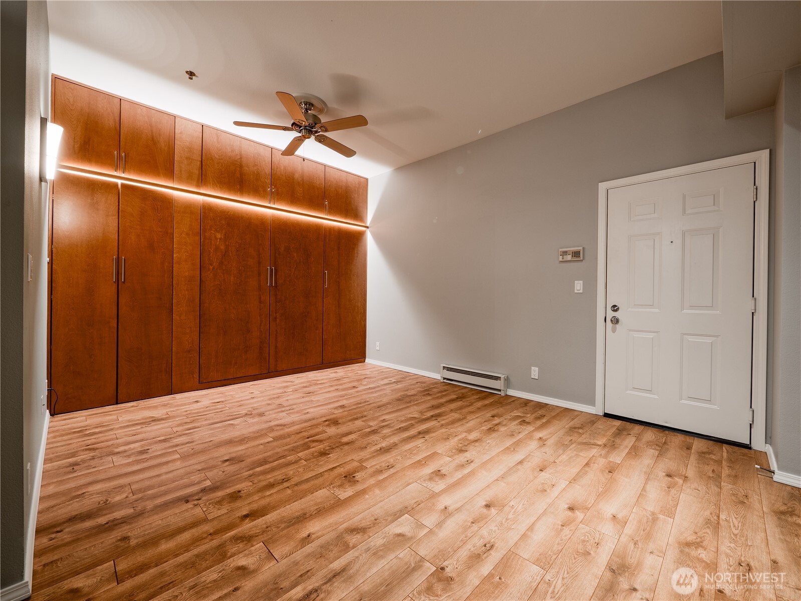 526 1st Avenue 203 Property Photo 28