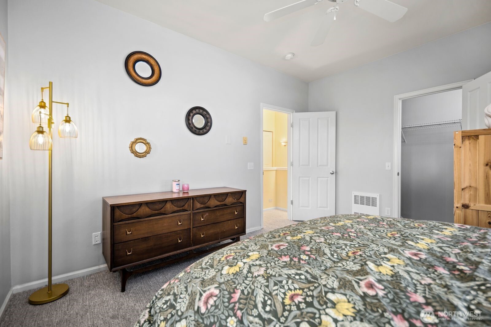 10543 Midvale Avenue A Property Photo 13