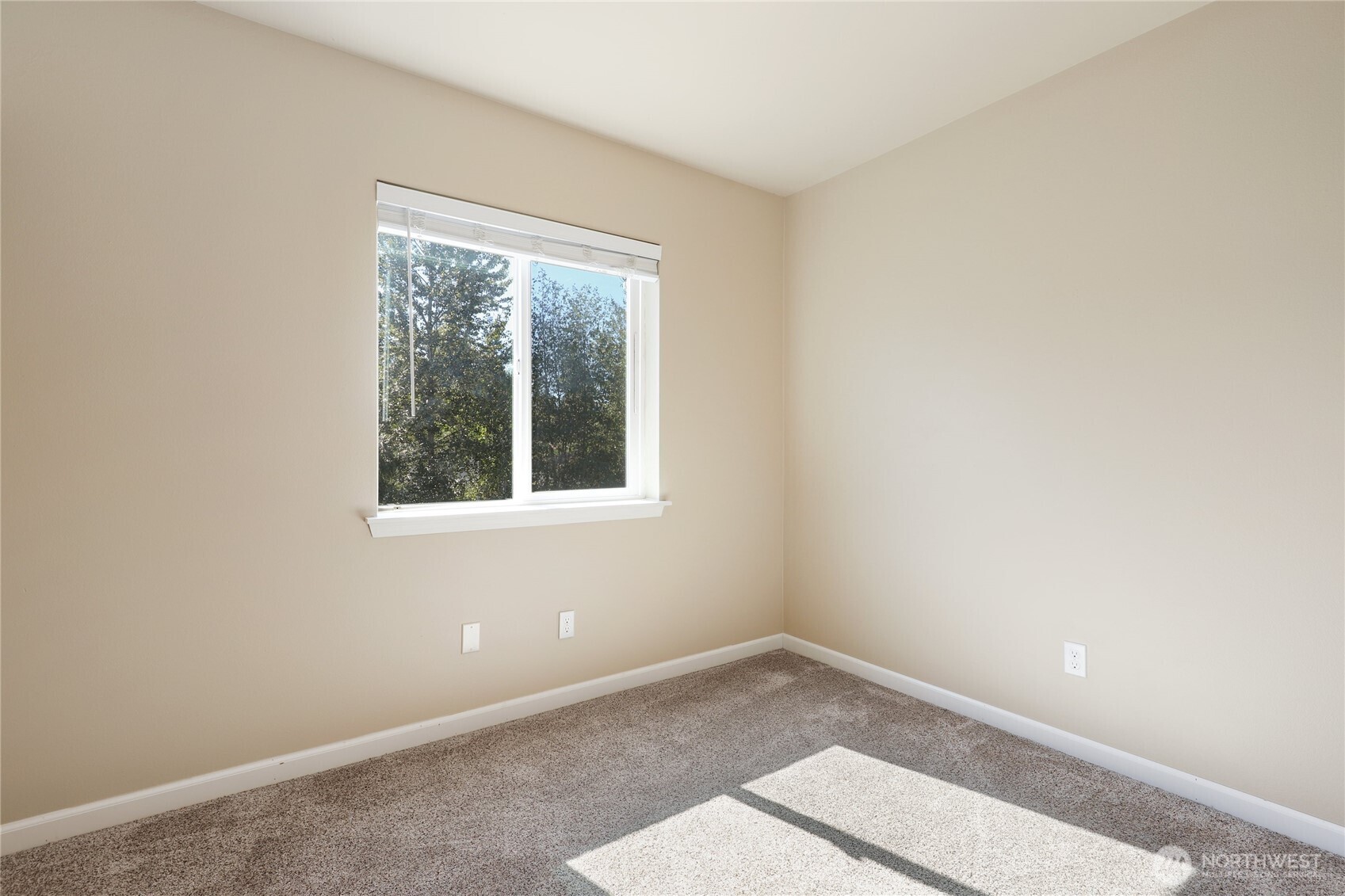 360 Ne Max William Loop Property Photo 22