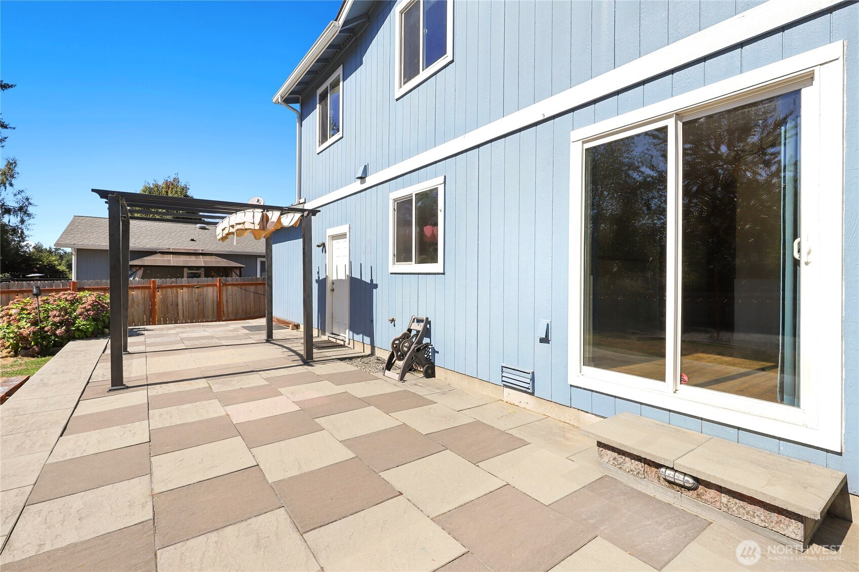 360 Ne Max William Loop Property Photo 24