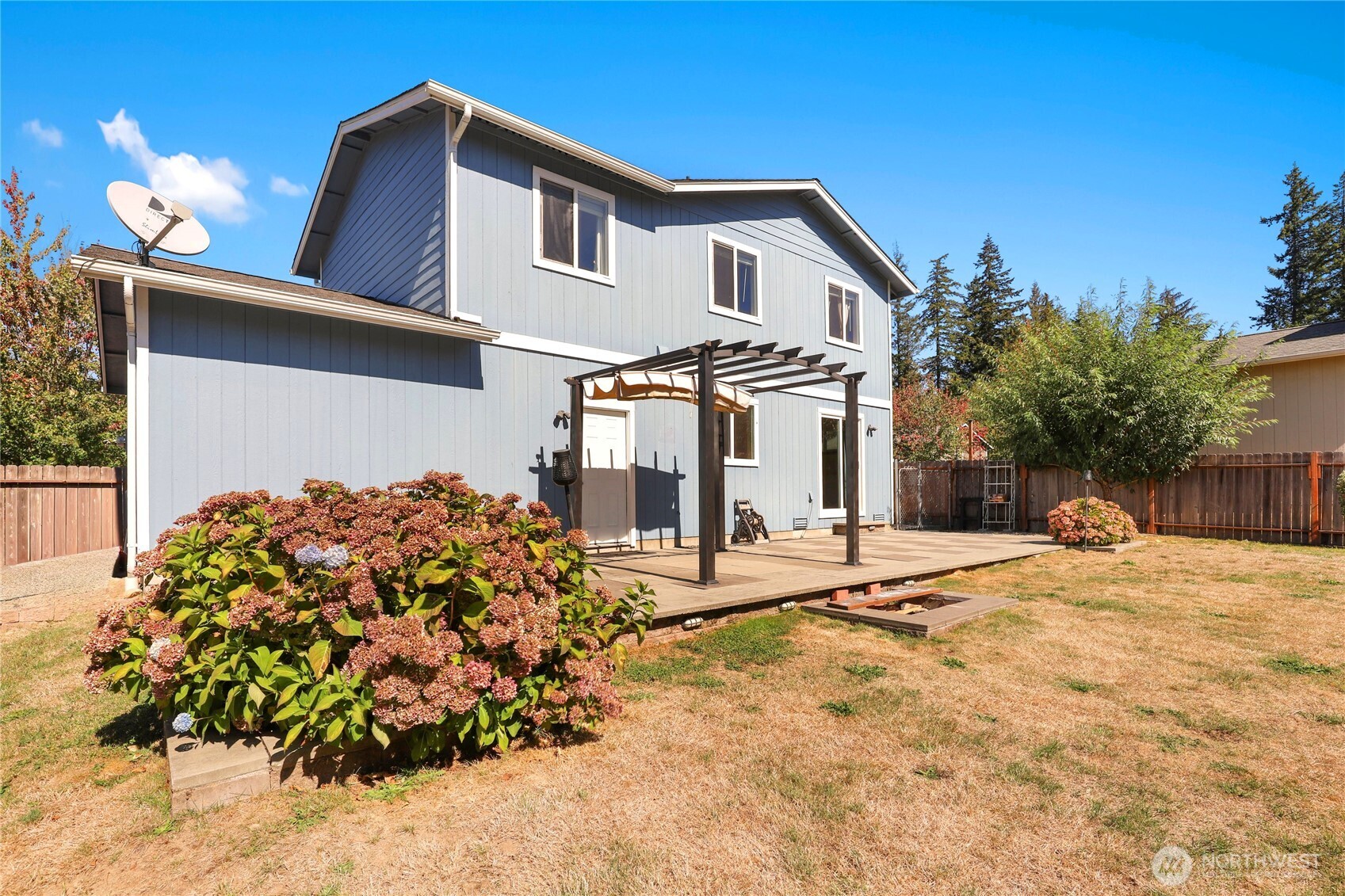 360 Ne Max William Loop Property Photo 25