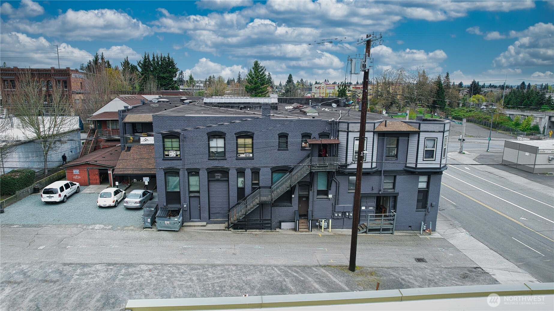 2912 Hewitt Avenue Property Photo 6