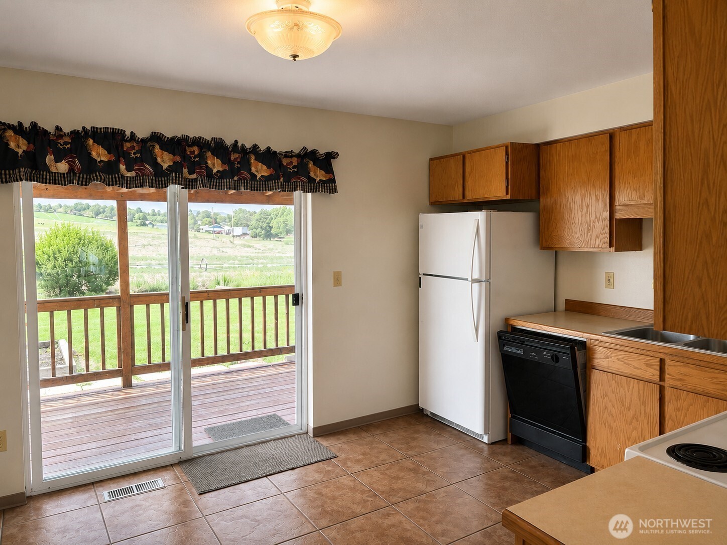 8 Orchard Loop S. Property Photo 6