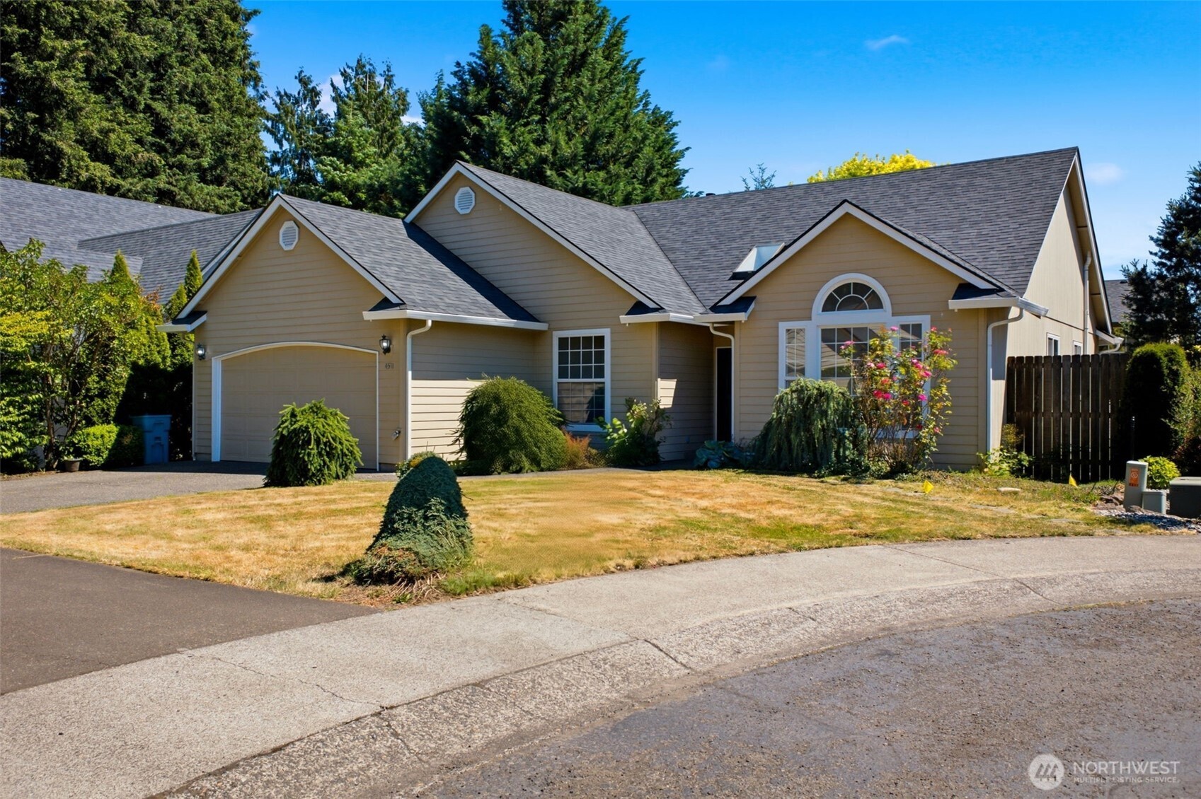 4511 Ne 104th Way Property Photo 1