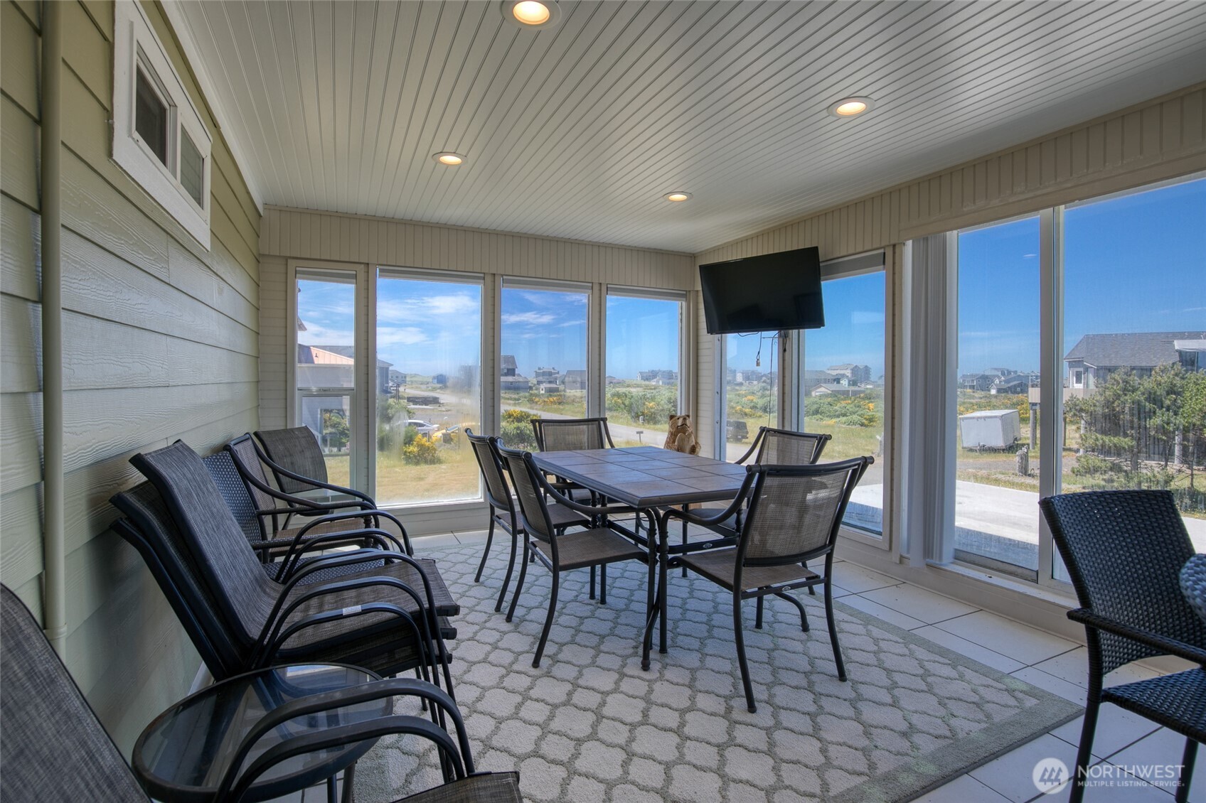 1477 Ocean Crest Avenue Property Photo 24