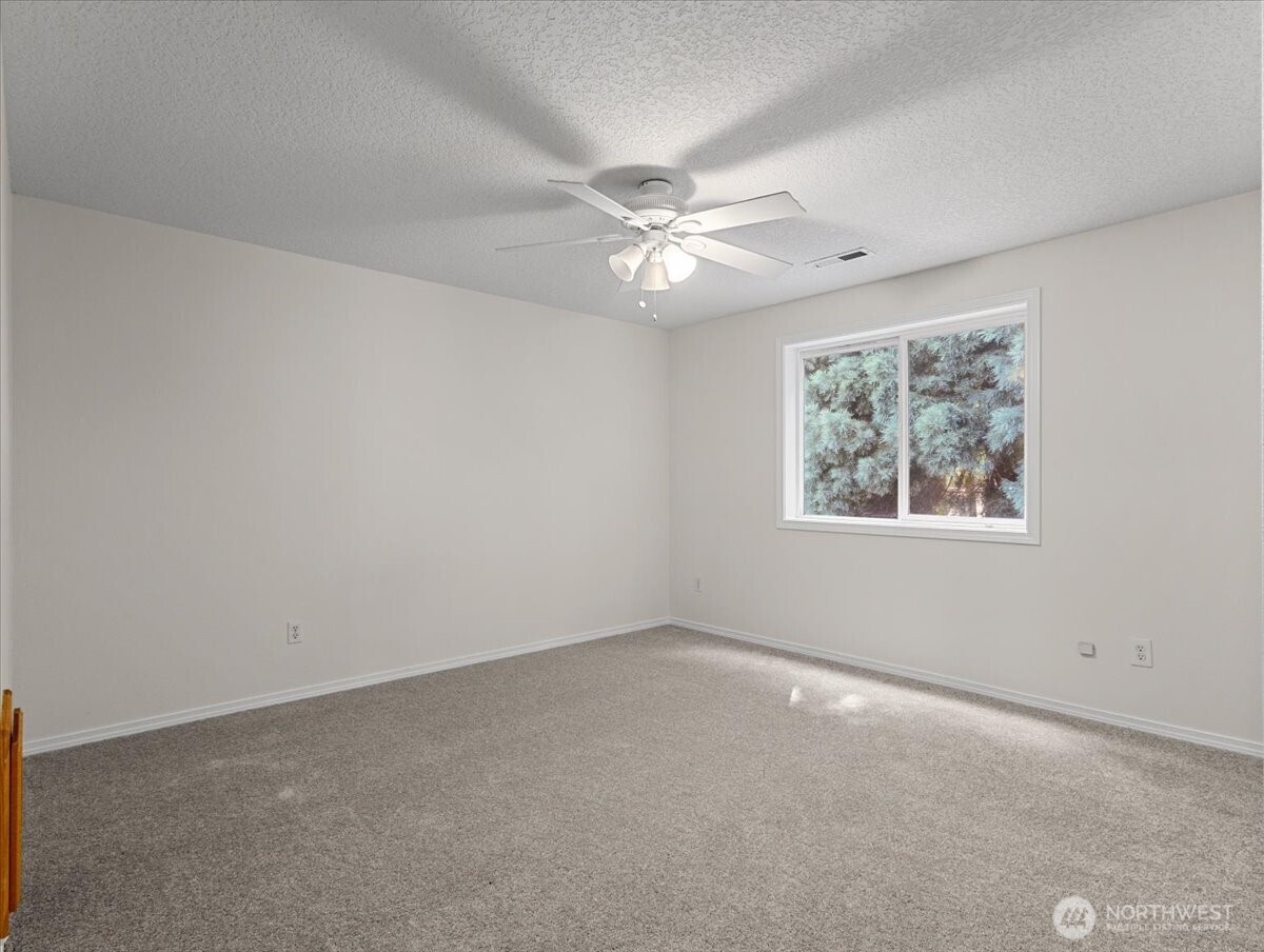 181 Marty Loop Property Photo 26