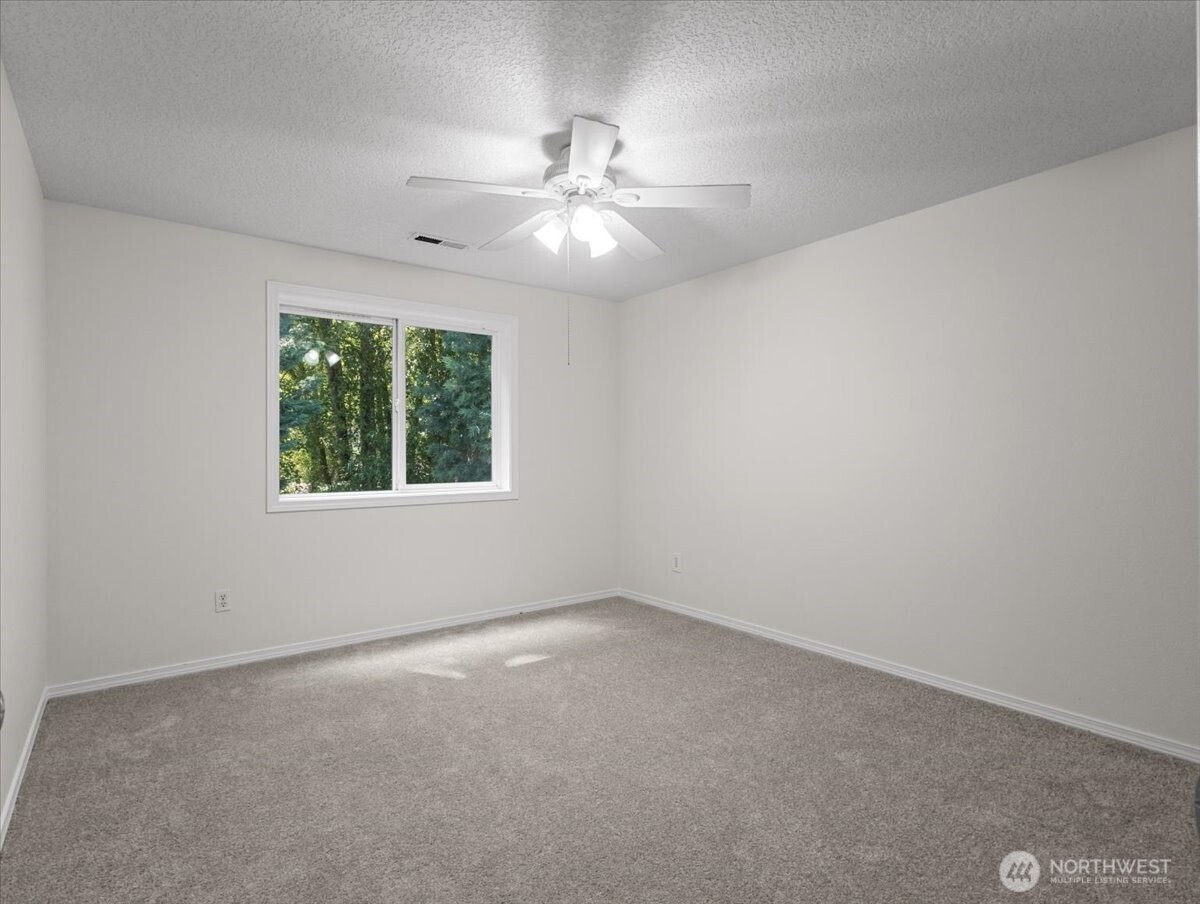 181 Marty Loop Property Photo 31