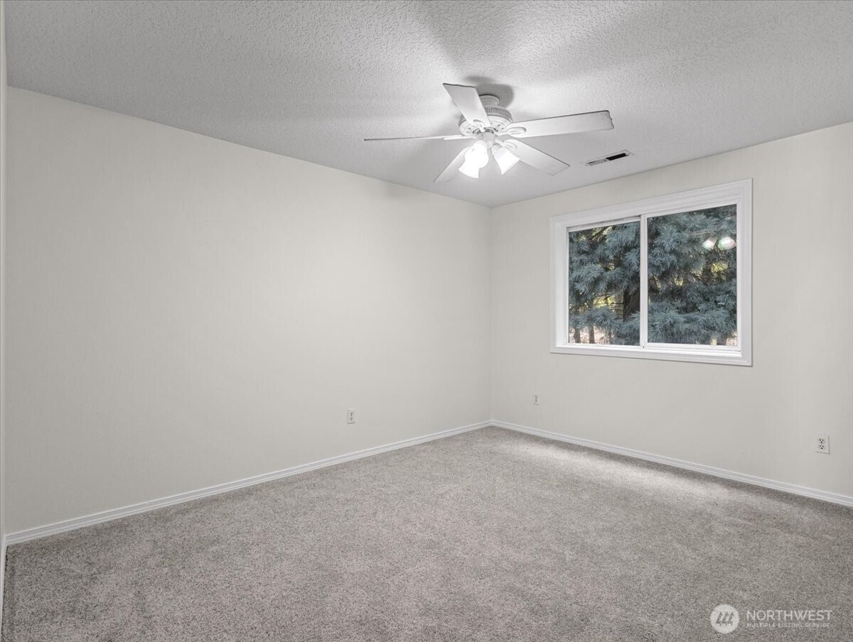 181 Marty Loop Property Photo 33
