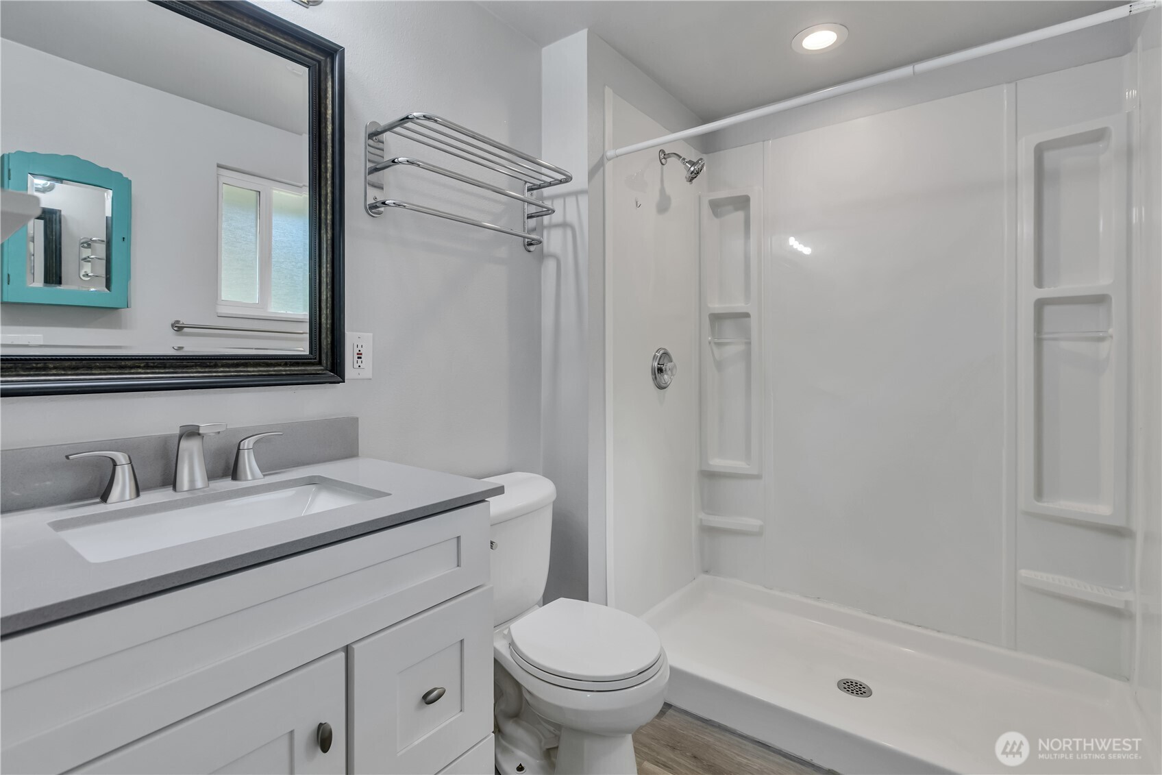 16200 Avondale Rd Ne Property Photo 14