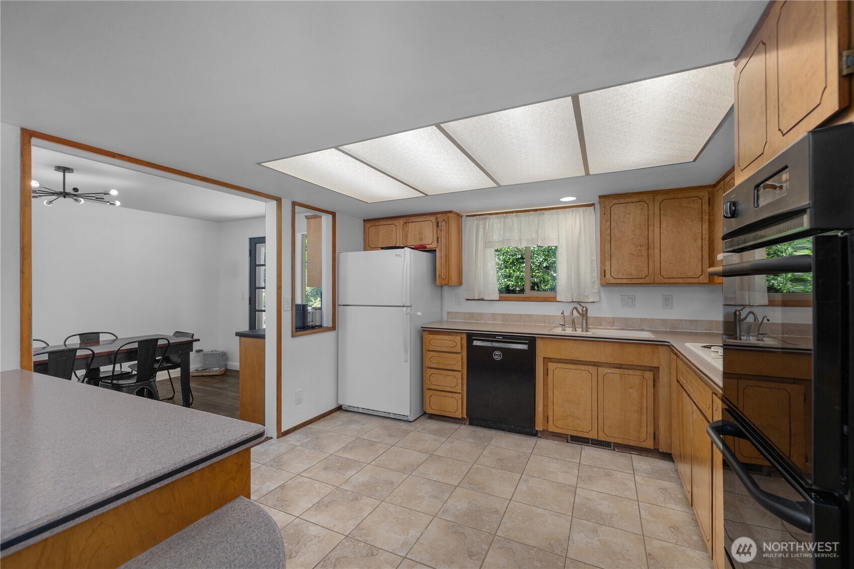 7004 Alderwood Court Property Photo 6
