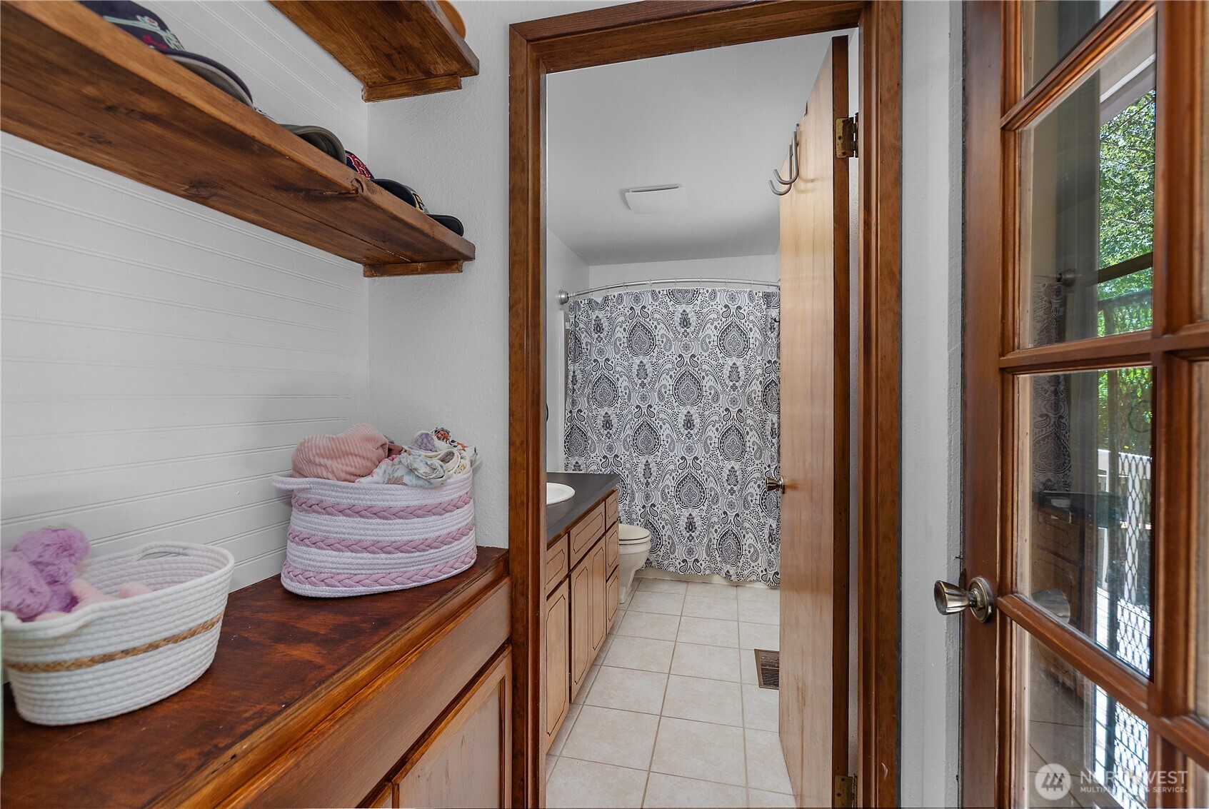 7004 Alderwood Court Property Photo 11