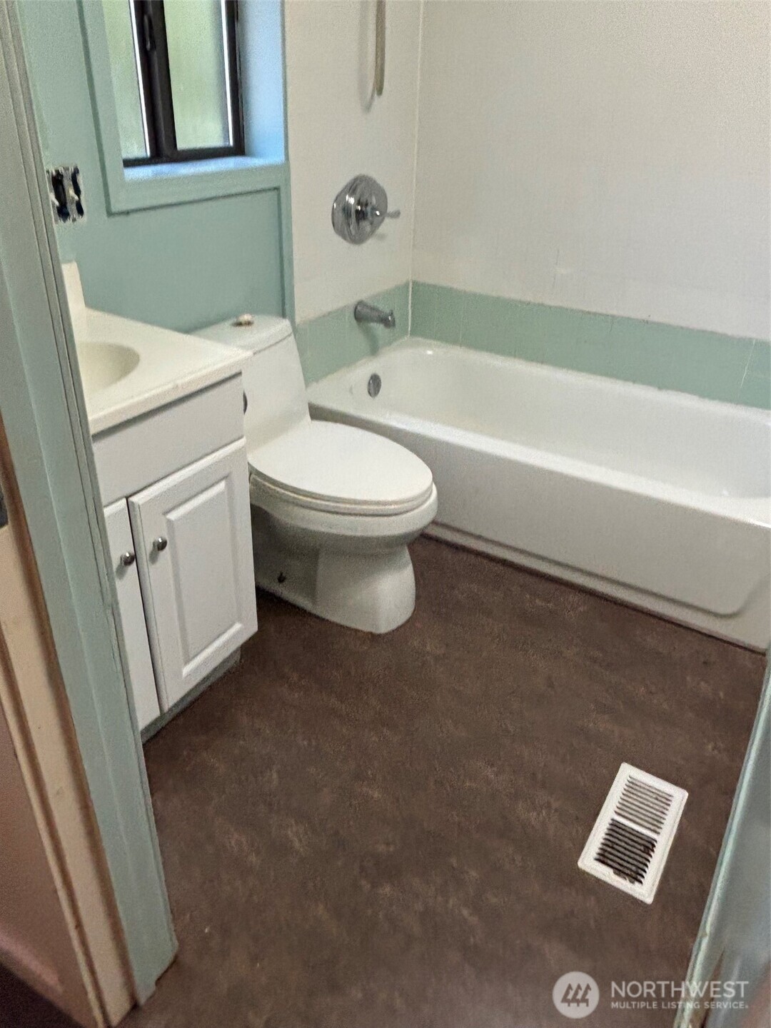 6237 Limerick Way Property Photo 7