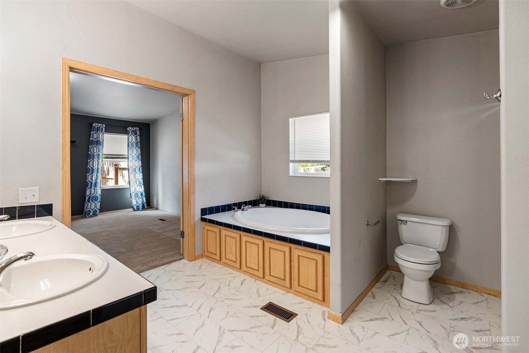 6902 87th Street Property Photo 15