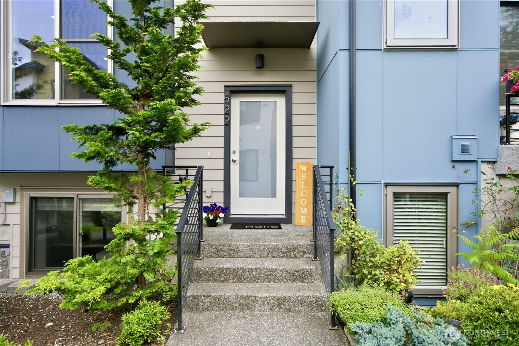 522 Glacier Walk Property Photo 2