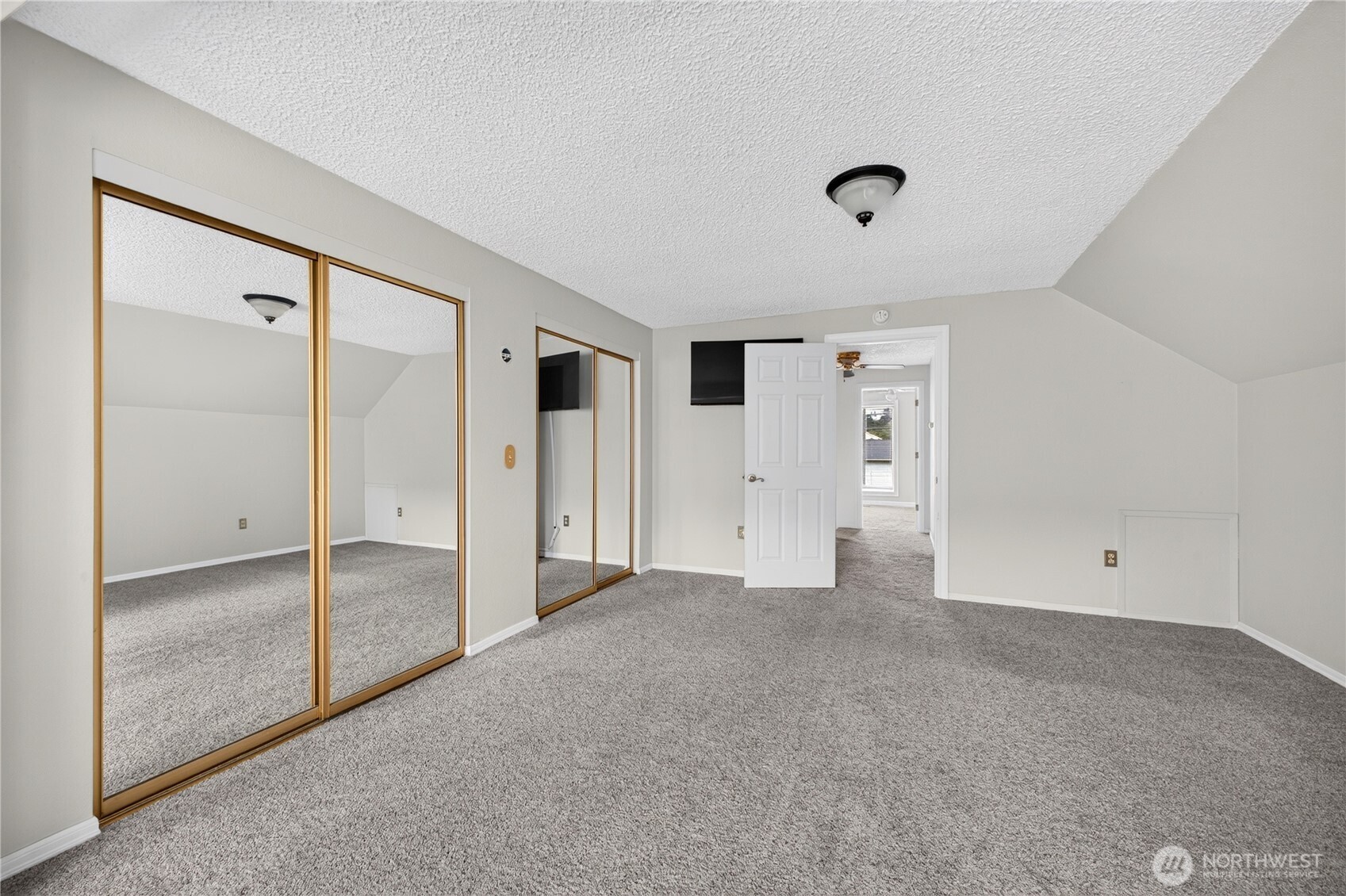 6502 Avondale Road 4 Property Photo 23