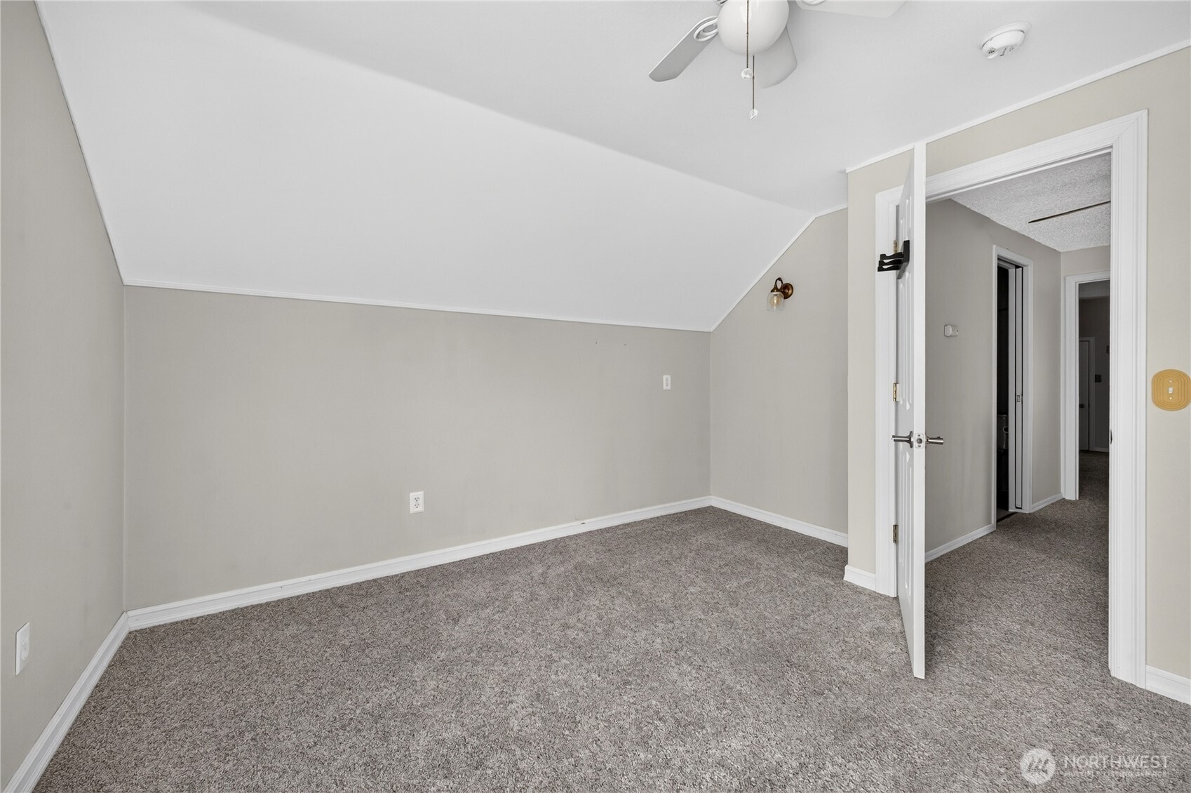 6502 Avondale Road 4 Property Photo 25