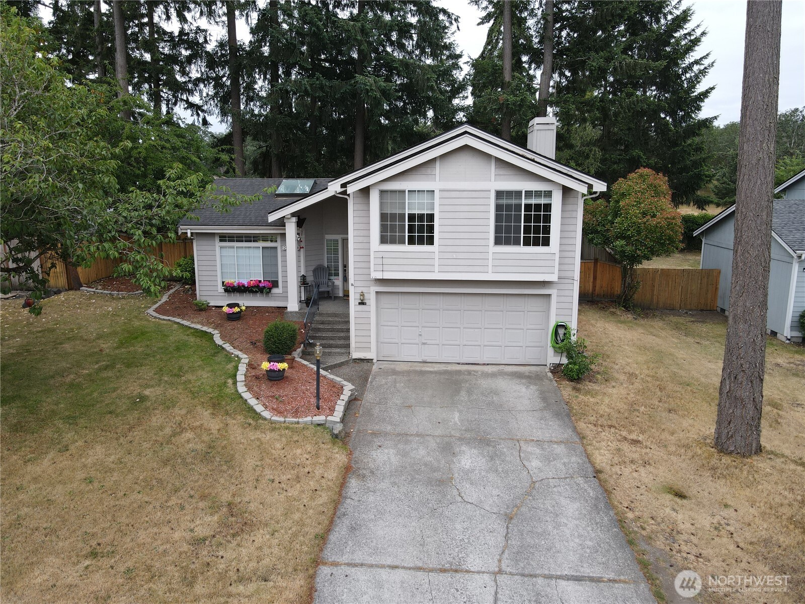 8920 81st Property Photo 1