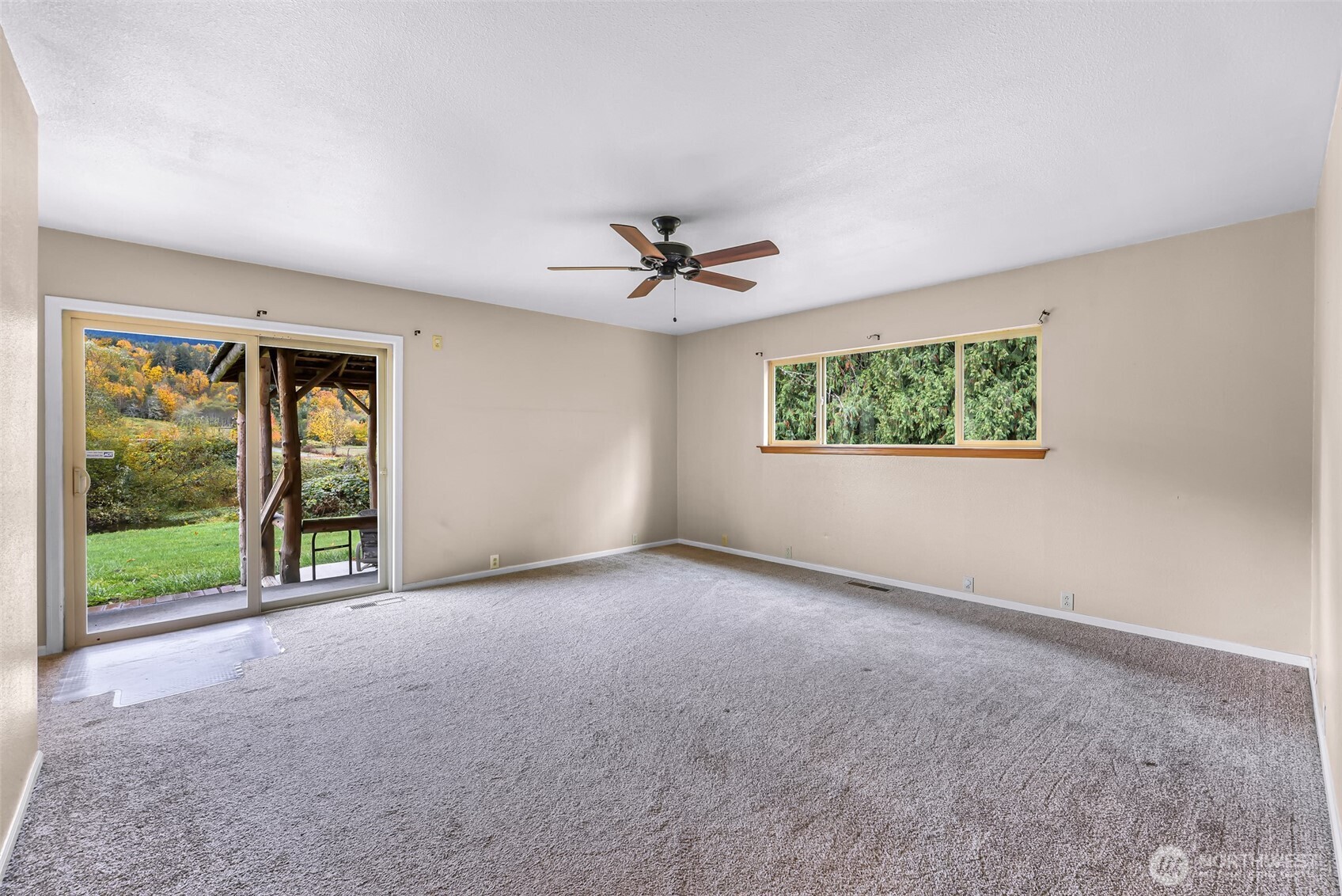 46003 Concrete Sauk Valley Road Property Photo 15