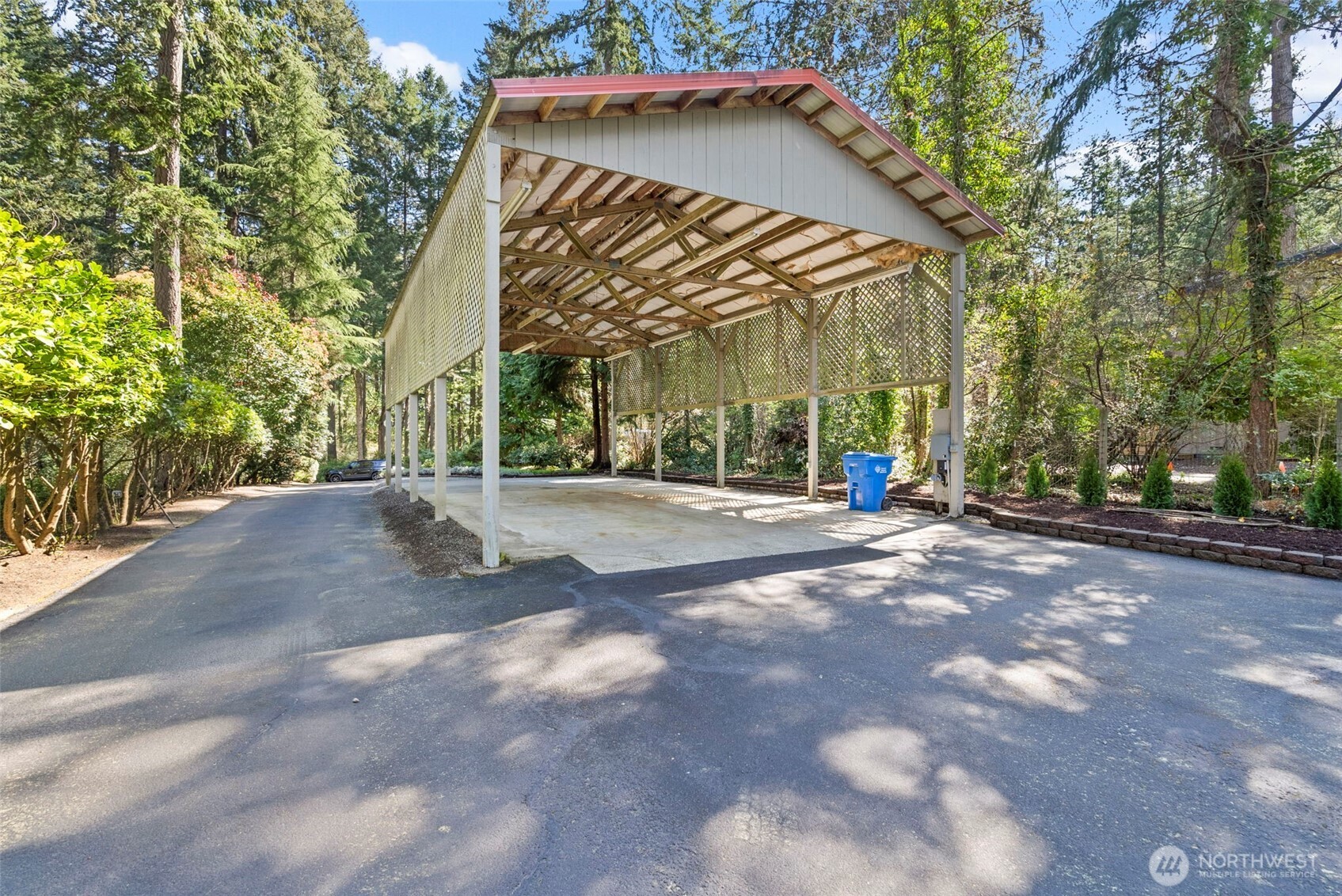 3810 Forest Beach Drive Property Photo 37