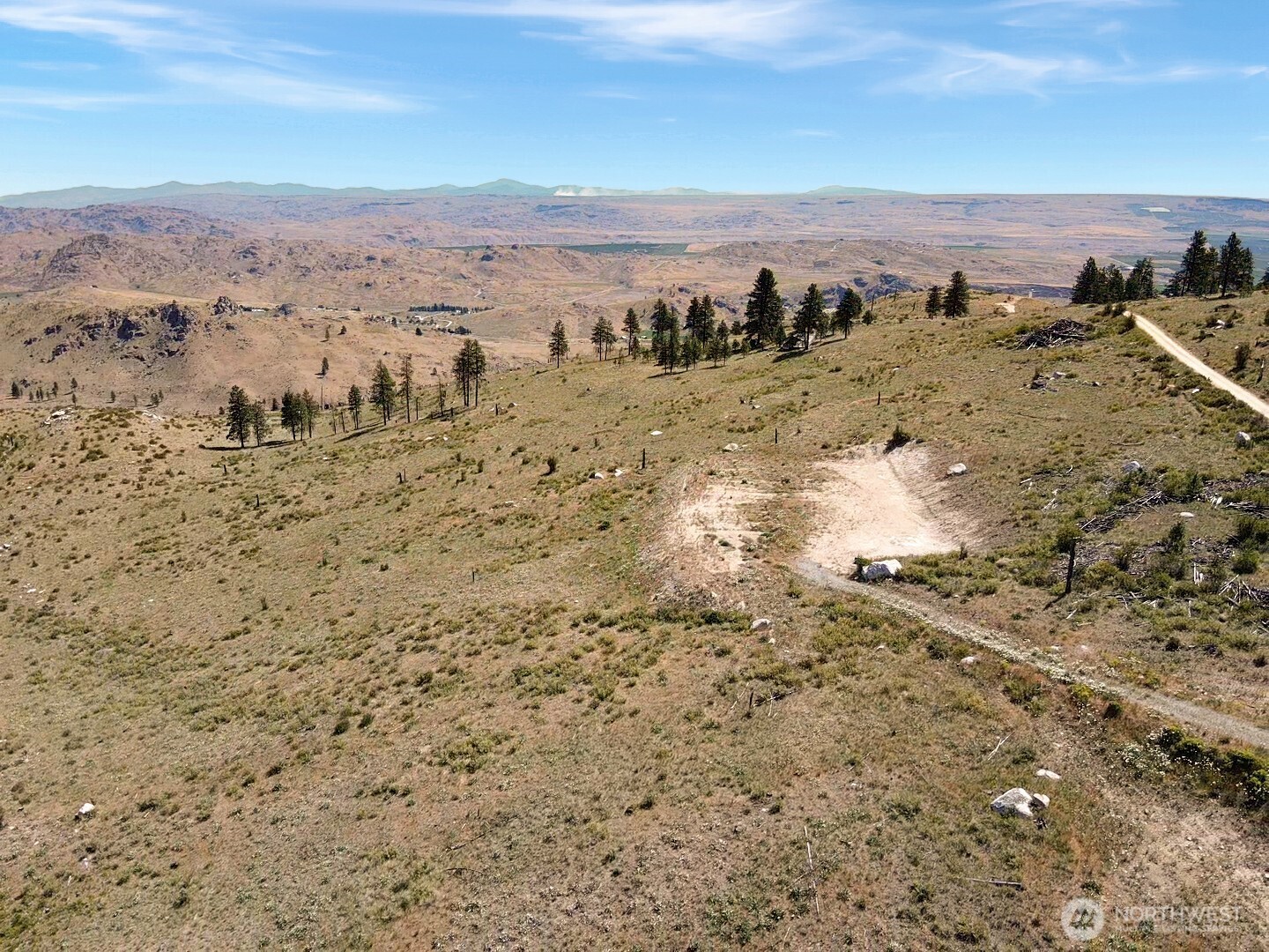 53 E Mountain Point Property Photo 6