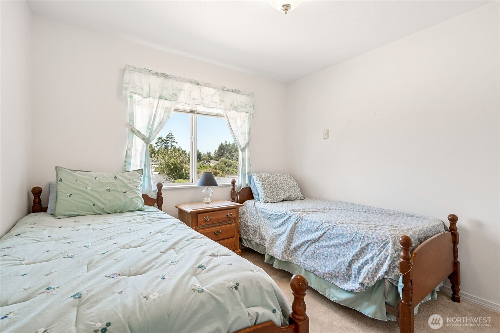 605 E Chance A La Mer Ne Property Photo 16