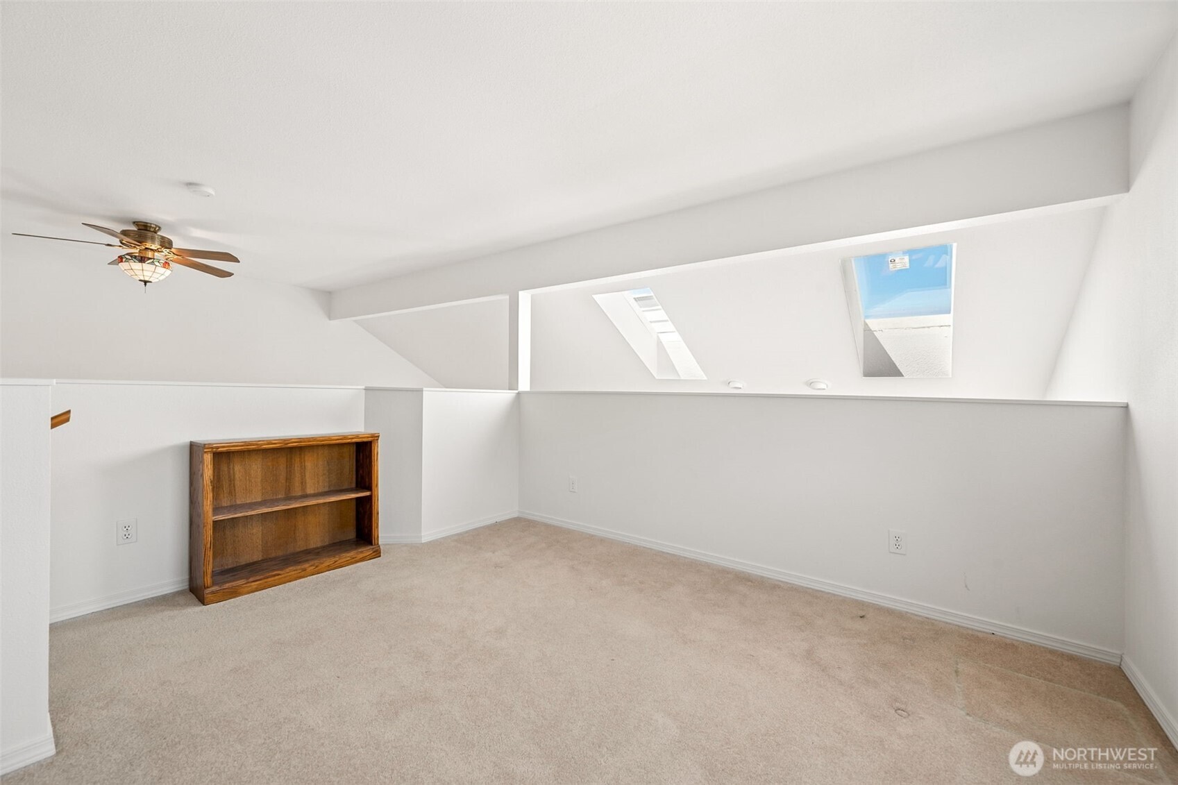 605 E Chance A La Mer Ne Property Photo 18