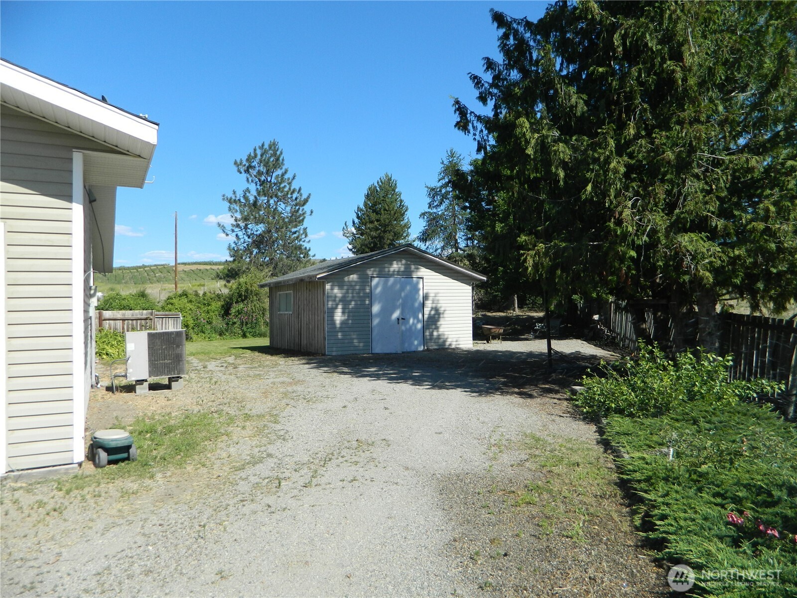 16 Orchard Loop Property Photo 2